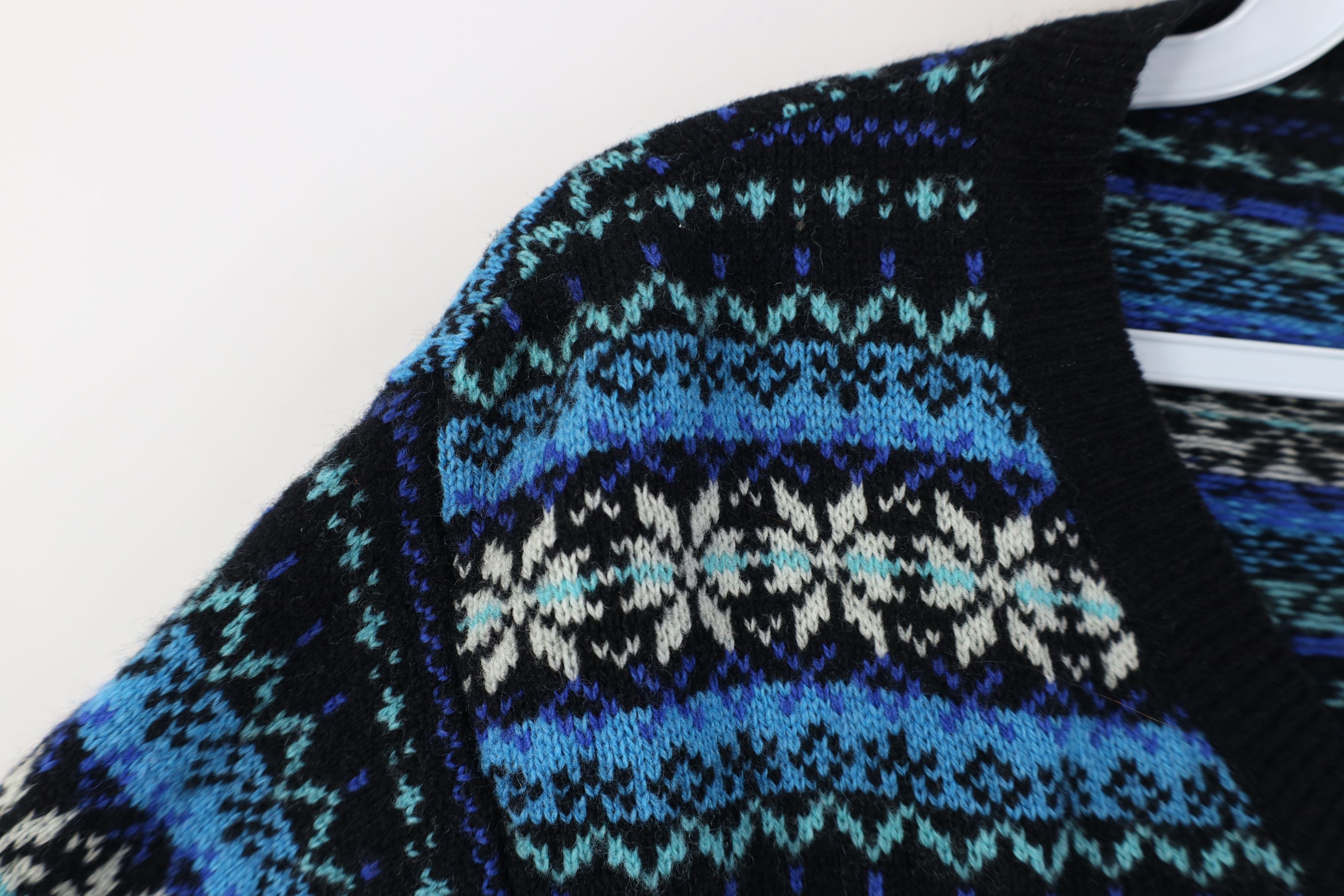 Vintage Vintage 90s Streetwear Knit Fair Isle V-Neck Sweater Size L / US 10 / IT 46 - 4 Thumbnail