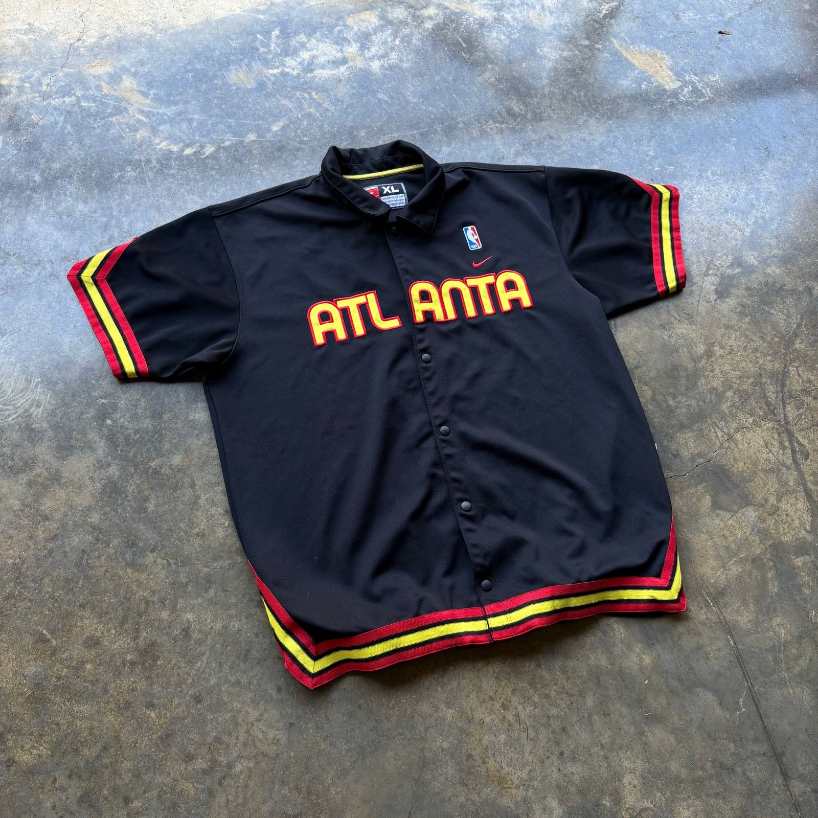 Nike Vintage 1990's Atlanta Hawks Nike Team Shirt Size US XL / EU 56 / 4 - 2 Thumbnail