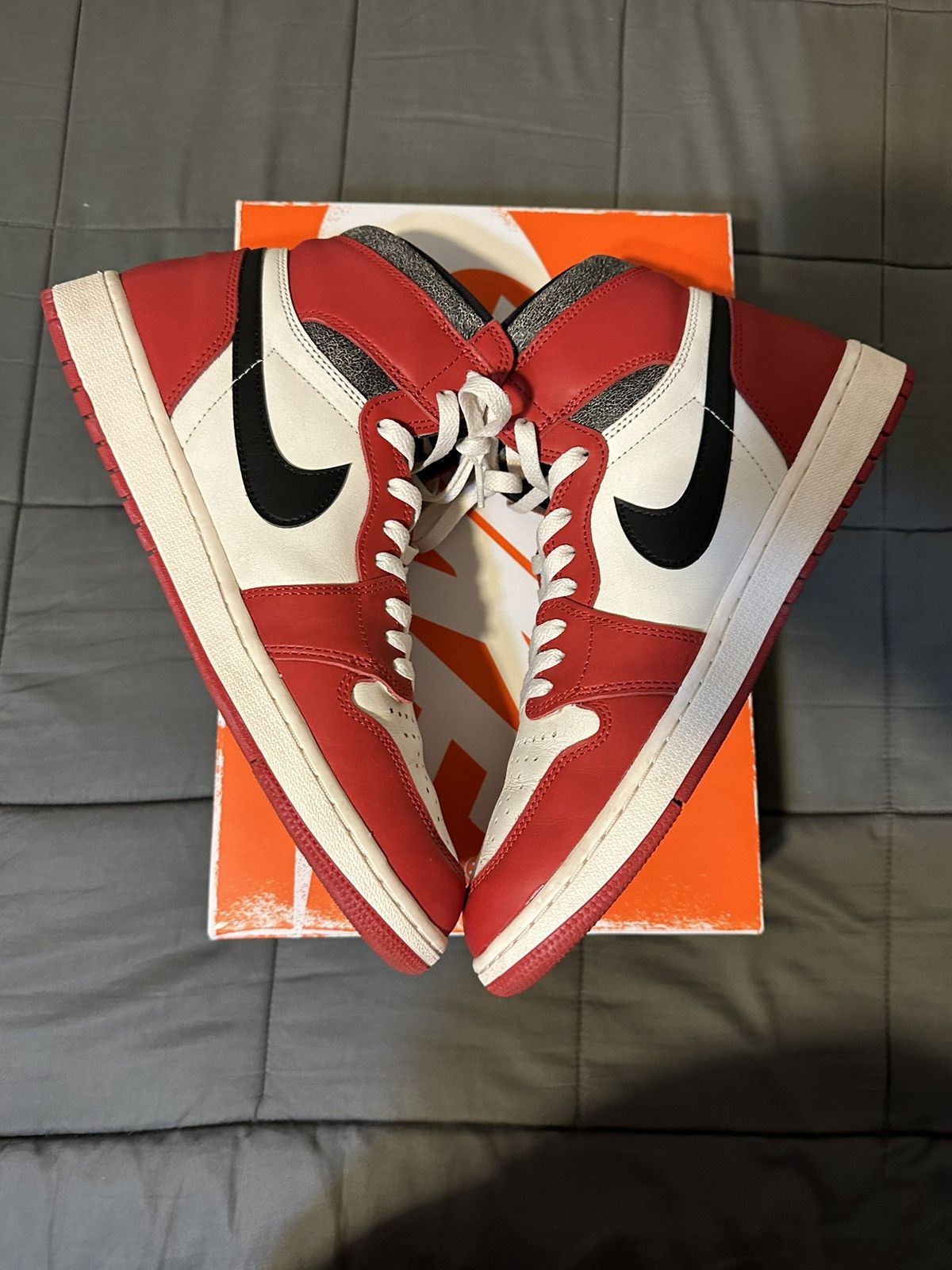 Jordan Brand Jordan 1 Lost and Found Size US 12.5 / EU 45-46 - 2 Thumbnail