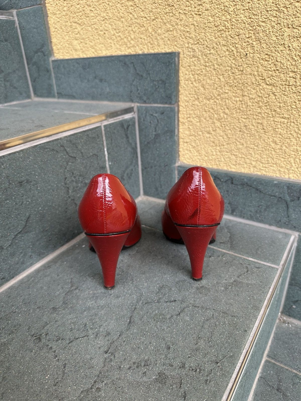 Dolce & Gabbana Dolce Gabbana Vintage Heels Luxury Shoes DG 36 Made In Italy Size US 6 / IT 36 - 8 Thumbnail