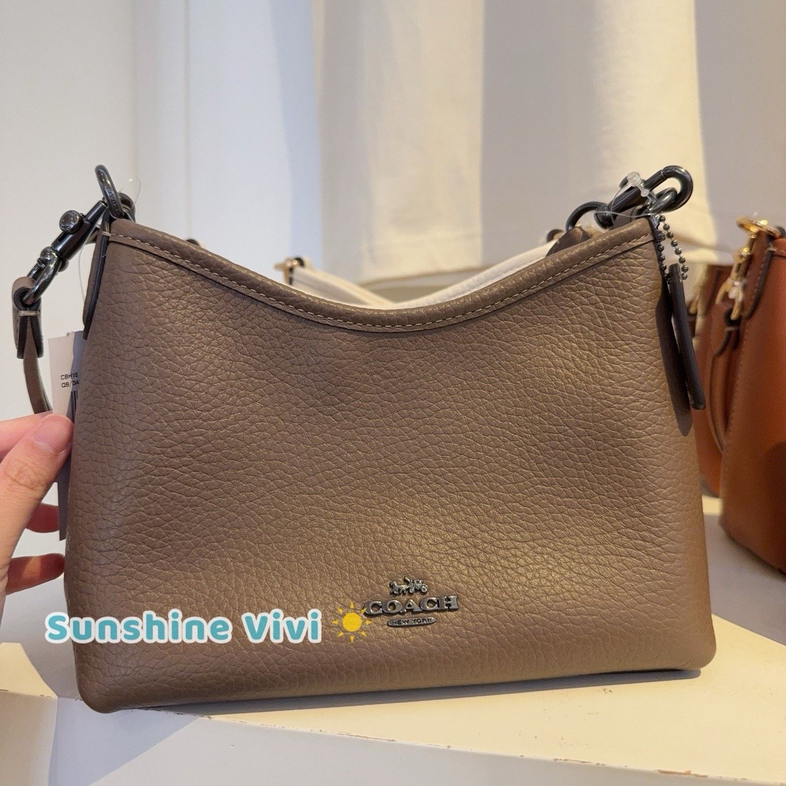 Coach NWT COACH Laurel Small Shoulder Bag CBH16 Dark Stone Size ONE SIZE - 1 Thumbnail