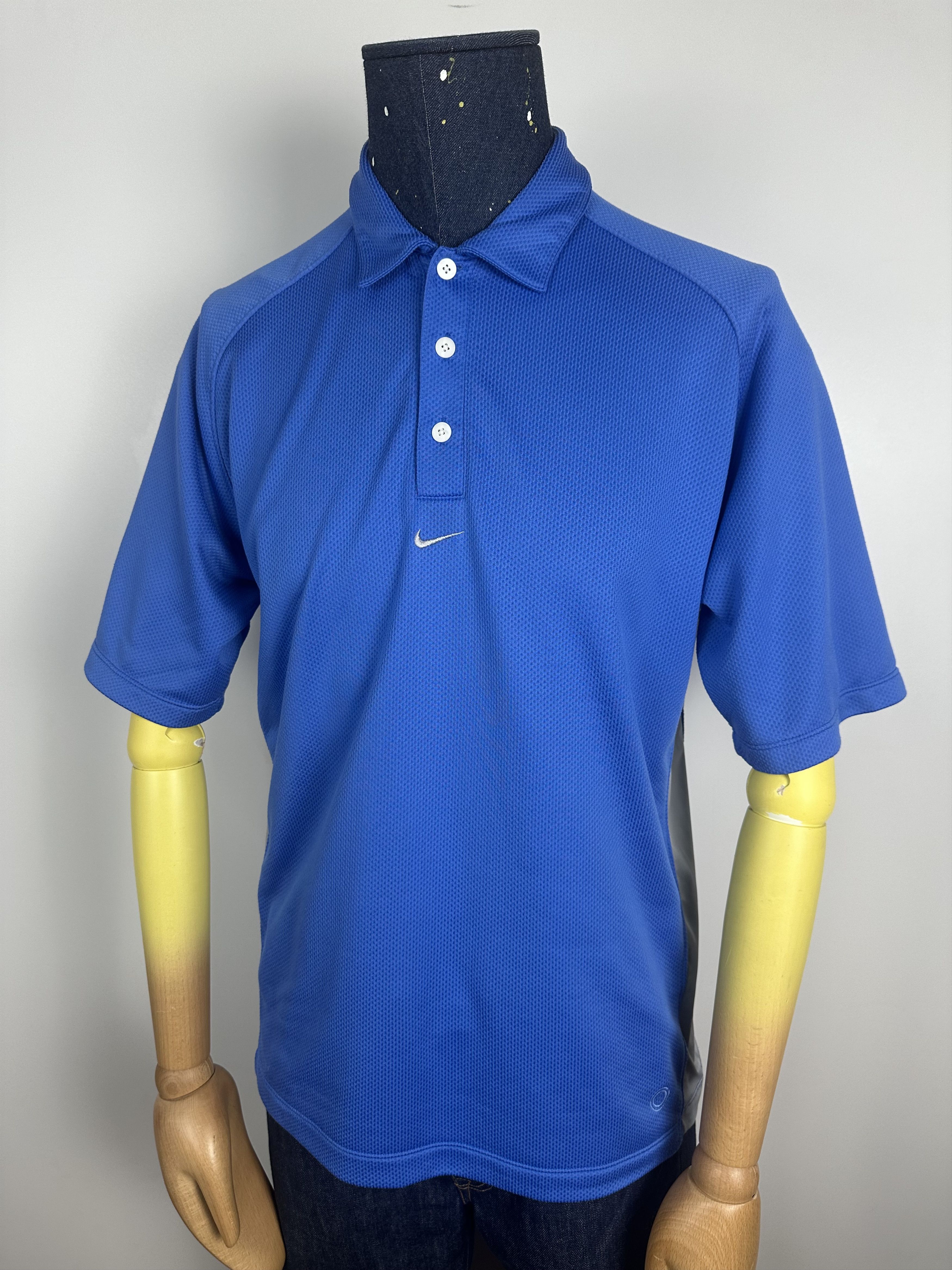 Nike × Vintage Vintage Nike Performance Knitted Polo Logo Blue Size L Size US L / EU 52-54 / 3 - 1 Thumbnail
