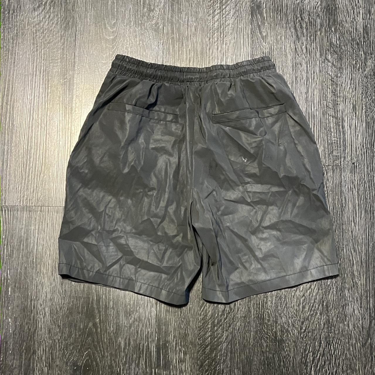 Other Reflective Shorts Fashion Nova Size US 29 - 2 Thumbnail