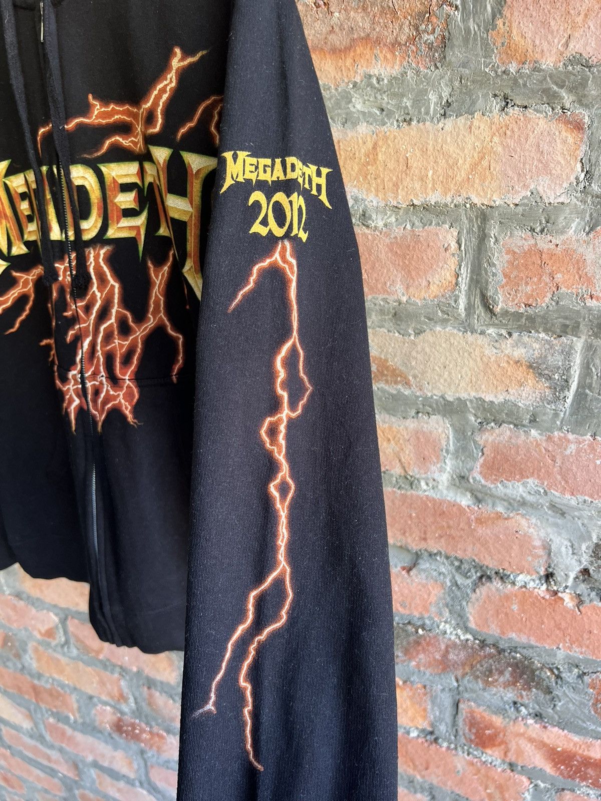 Band Tees MEGADETH ZIP UP HOODIES Size US L / EU 52-54 / 3 - 5 Thumbnail