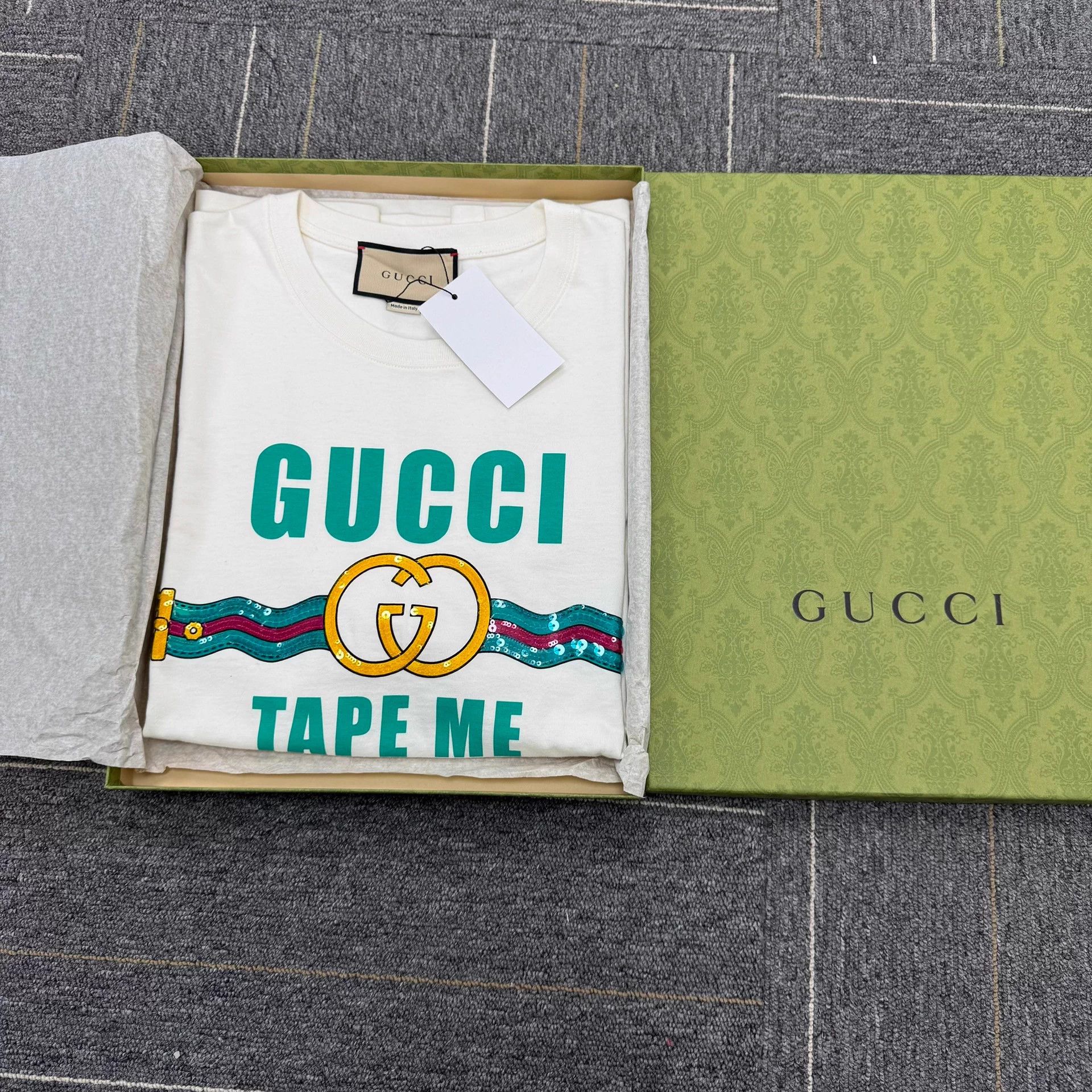 Gucci Gucci Sequined Double G Short Sleeve Tee Size S New Size US S / EU 44-46 / 1 - 8 Thumbnail