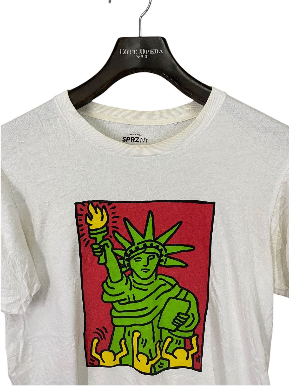 Japanese Brand × Keith Haring × Uniqlo Uniqlo x k.haring statue of liberty tshirt size L Size US L / EU 52-54 / 3 - 2 Thumbnail
