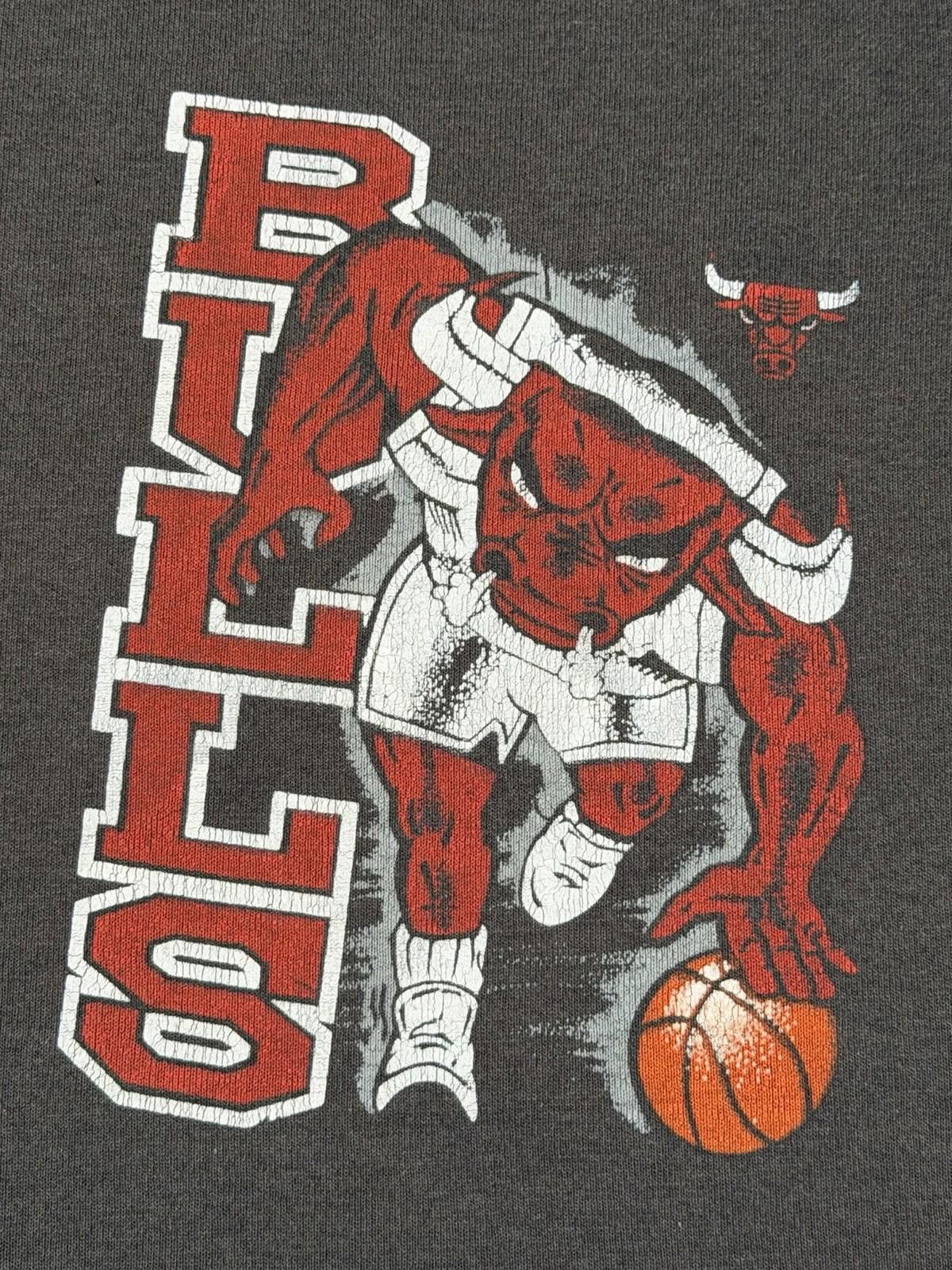 Vintage 1980’s Chicago Bulls NBA Benny The Bull Faded Black Shirt S Size US S / EU 44-46 / 1 - 6 Thumbnail