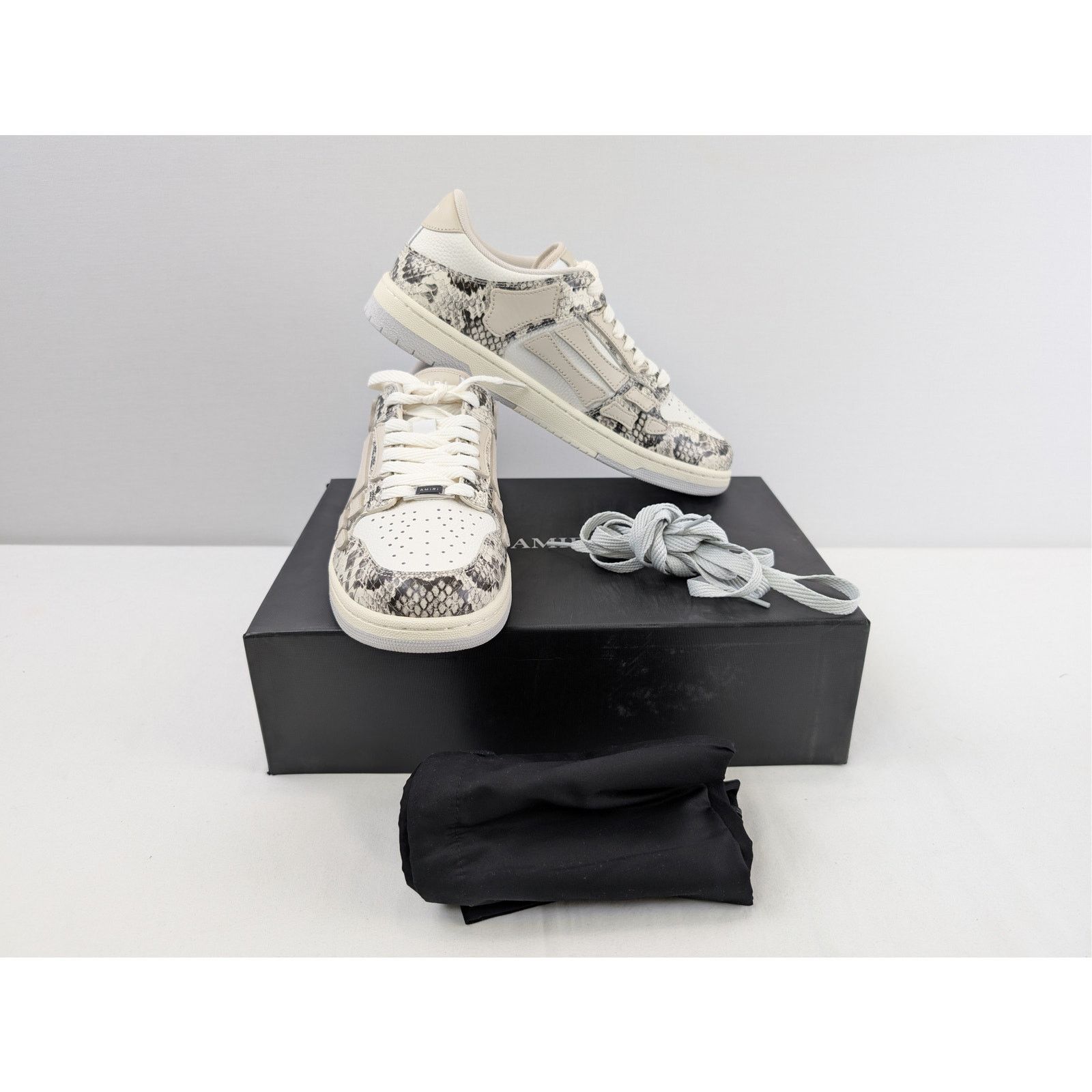 Amiri o1rshd1 Snake Skeleton Top Low Sneakers in Alabaster Size US 8 / EU 41 - 14 Thumbnail