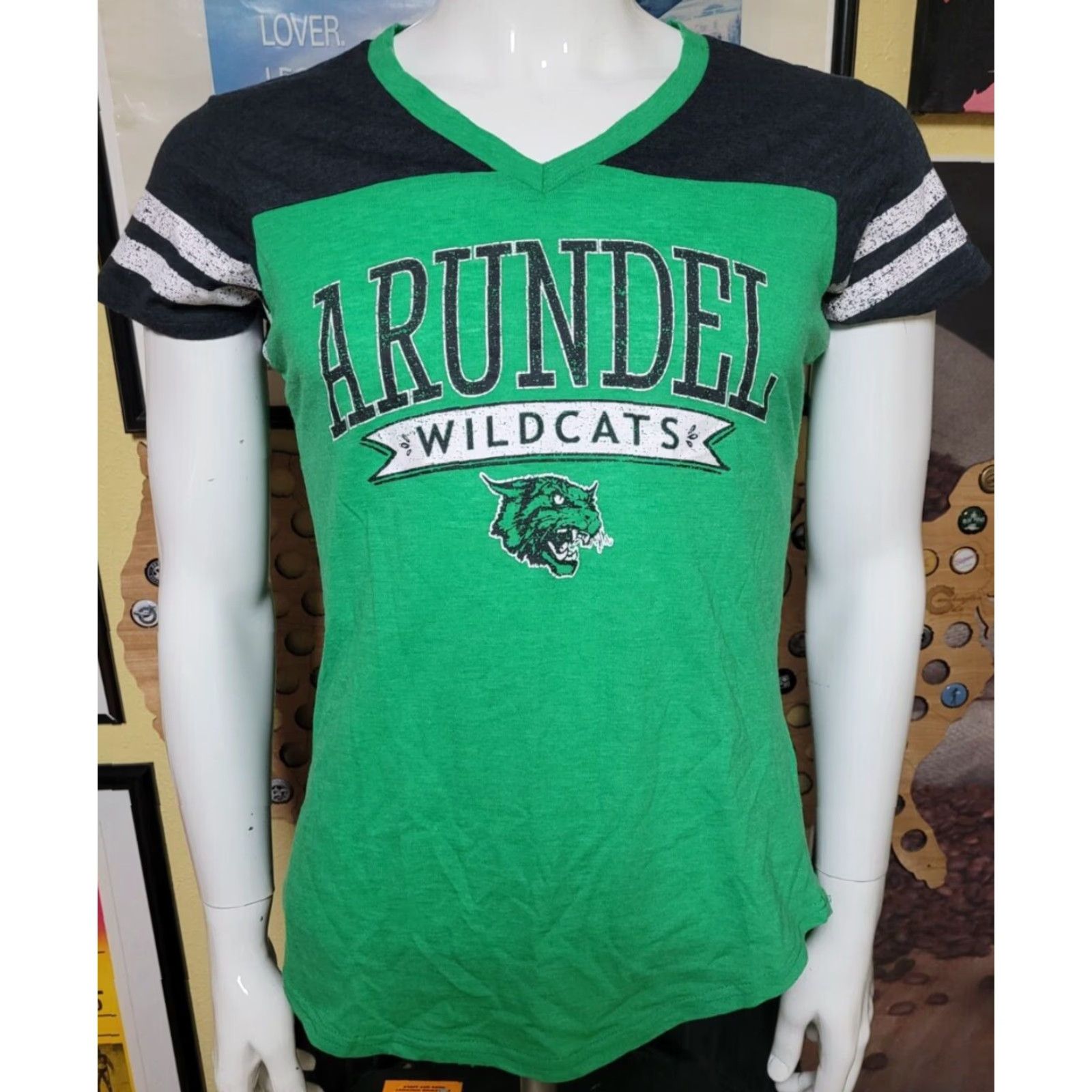 Vintage VINTAGE Womens Large T-Shirt Arundel Wildcats Jersey Gray L High School Gambrills MD Womens Shirts Size L / US 10 / IT 46 - 2 Thumbnail
