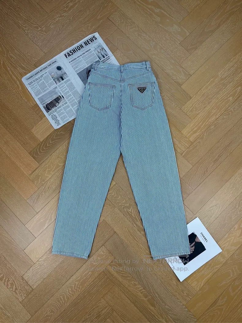 Prada Prada Triangle steel label, go out for leisure, striped tr Size 26" / US 2 / IT 38 - 1 Thumbnail