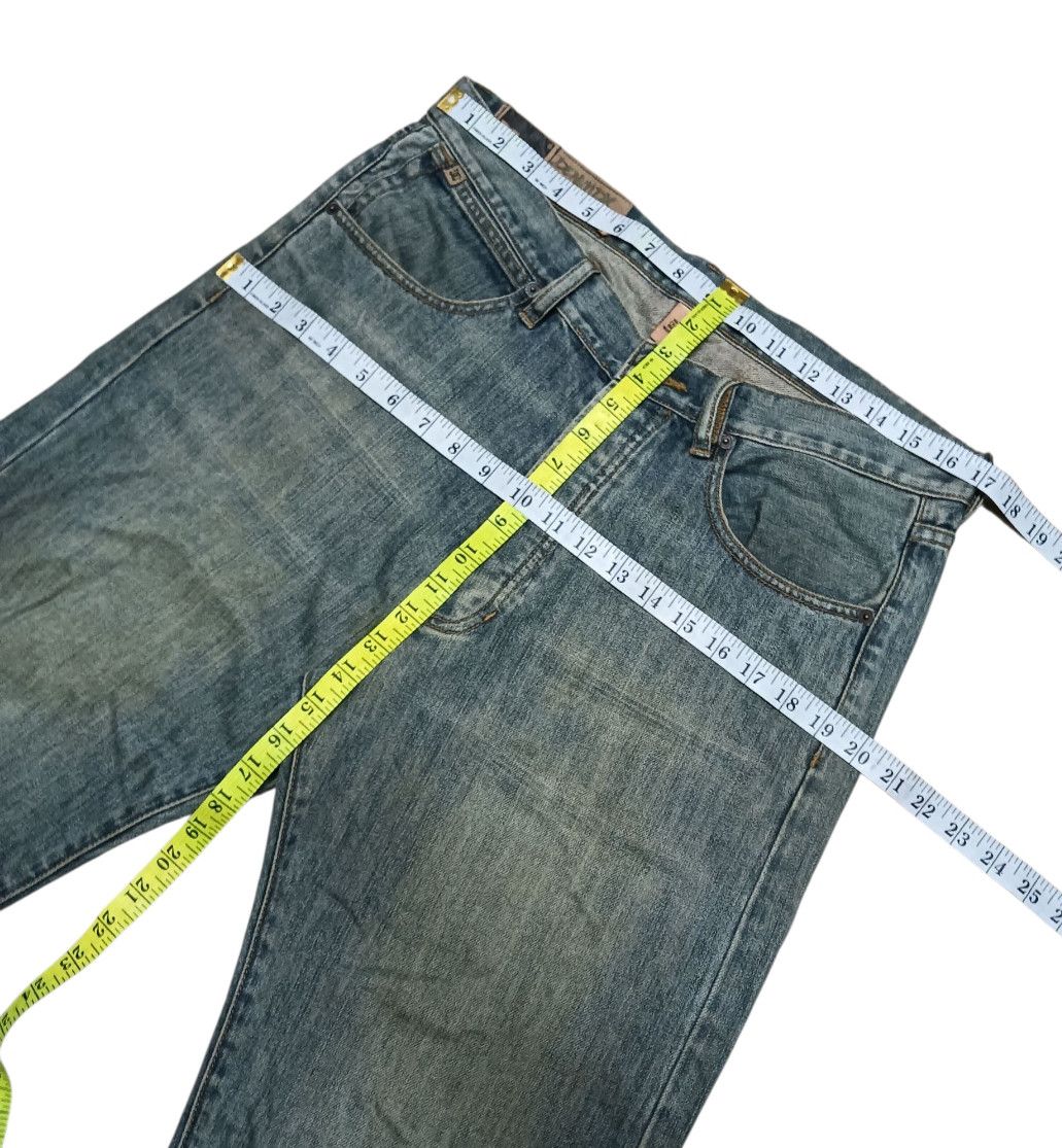DC DC Distressed Jeans Size US 32 / EU 48 - 13 Thumbnail