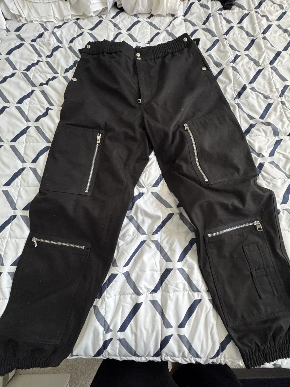 Alexander McQueen Alexander Mqcueen Zip-Detailing Tapered Trousers Size US 40 / EU 56 - 1 Thumbnail