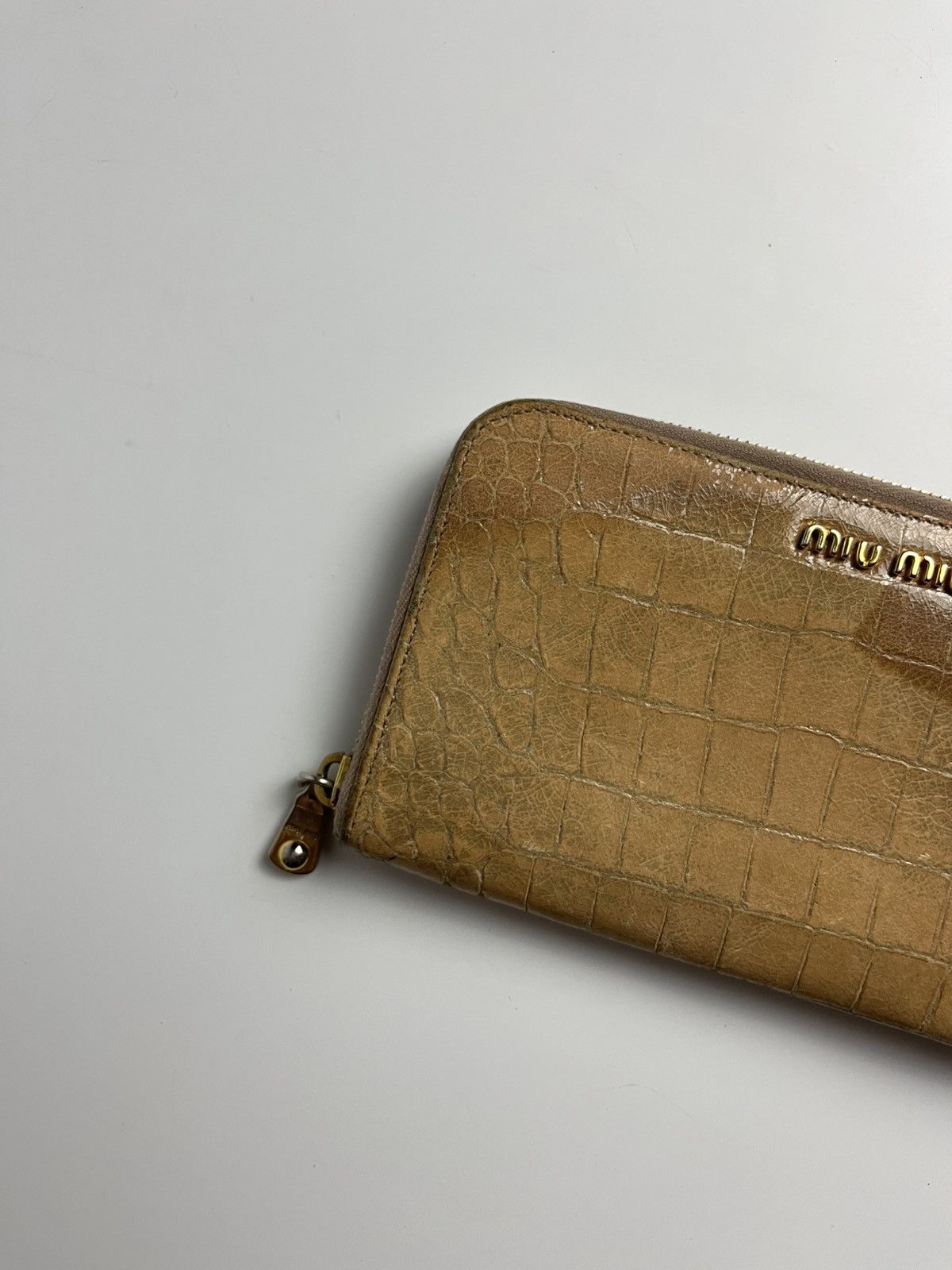 Miu Miu Miu Miu Croc Embossed Long Zipper Wallet Size ONE SIZE - 3 Thumbnail