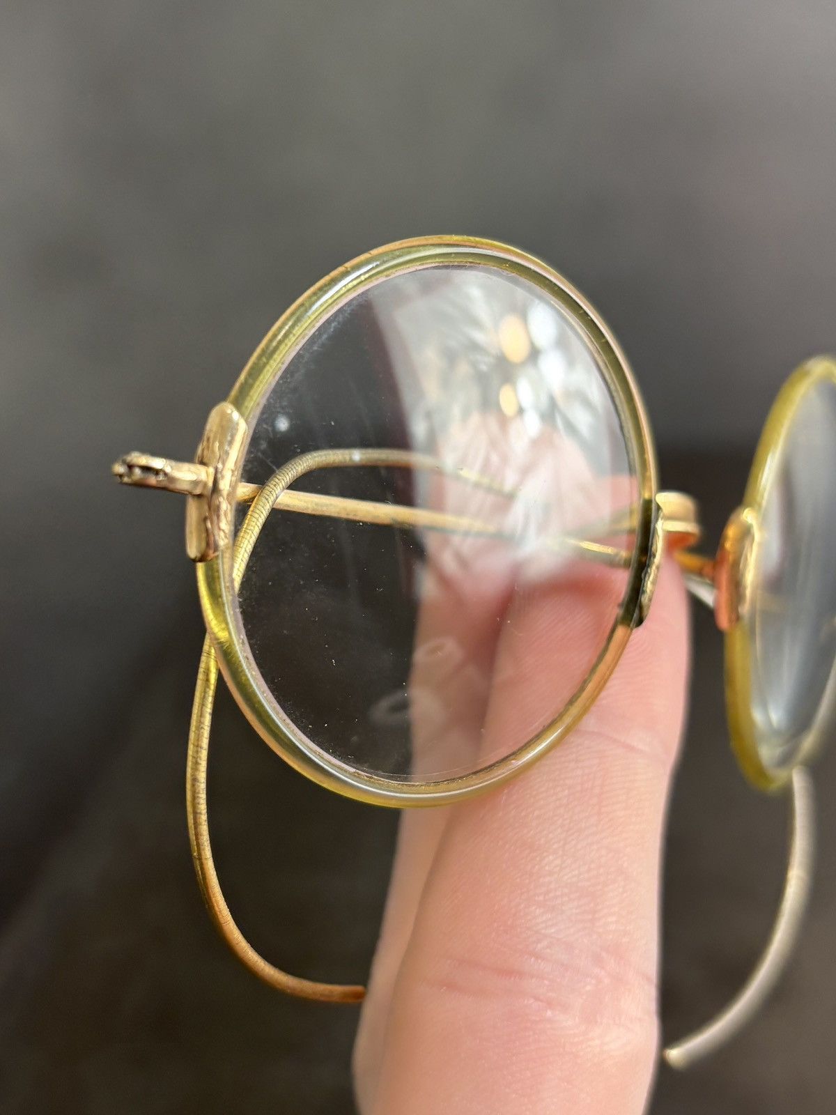 Shuron Antique Eyeglasses 1910s Shur-On Optical Gold F Round Frames Size ONE SIZE - 18 Thumbnail