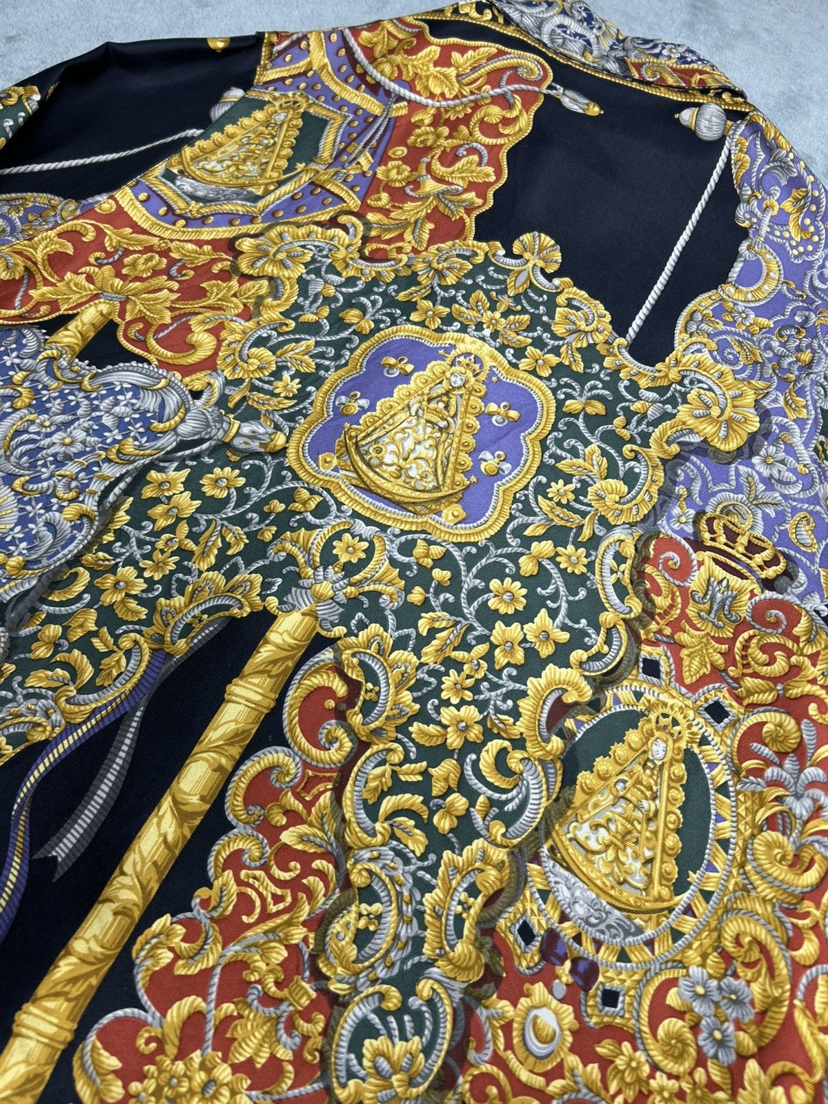 Loewe Vintage Loewe ‘El Rocio’ Silk Baroque Button Up Size US M / EU 48-50 / 2 - 15 Thumbnail
