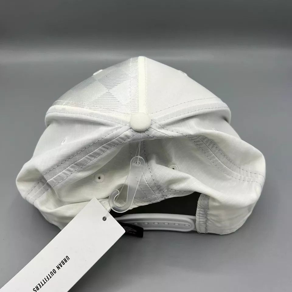 Umbro Umbro Hat Men White Checkered Embroidered Snap Back Cap New Size ONE SIZE - 4 Thumbnail