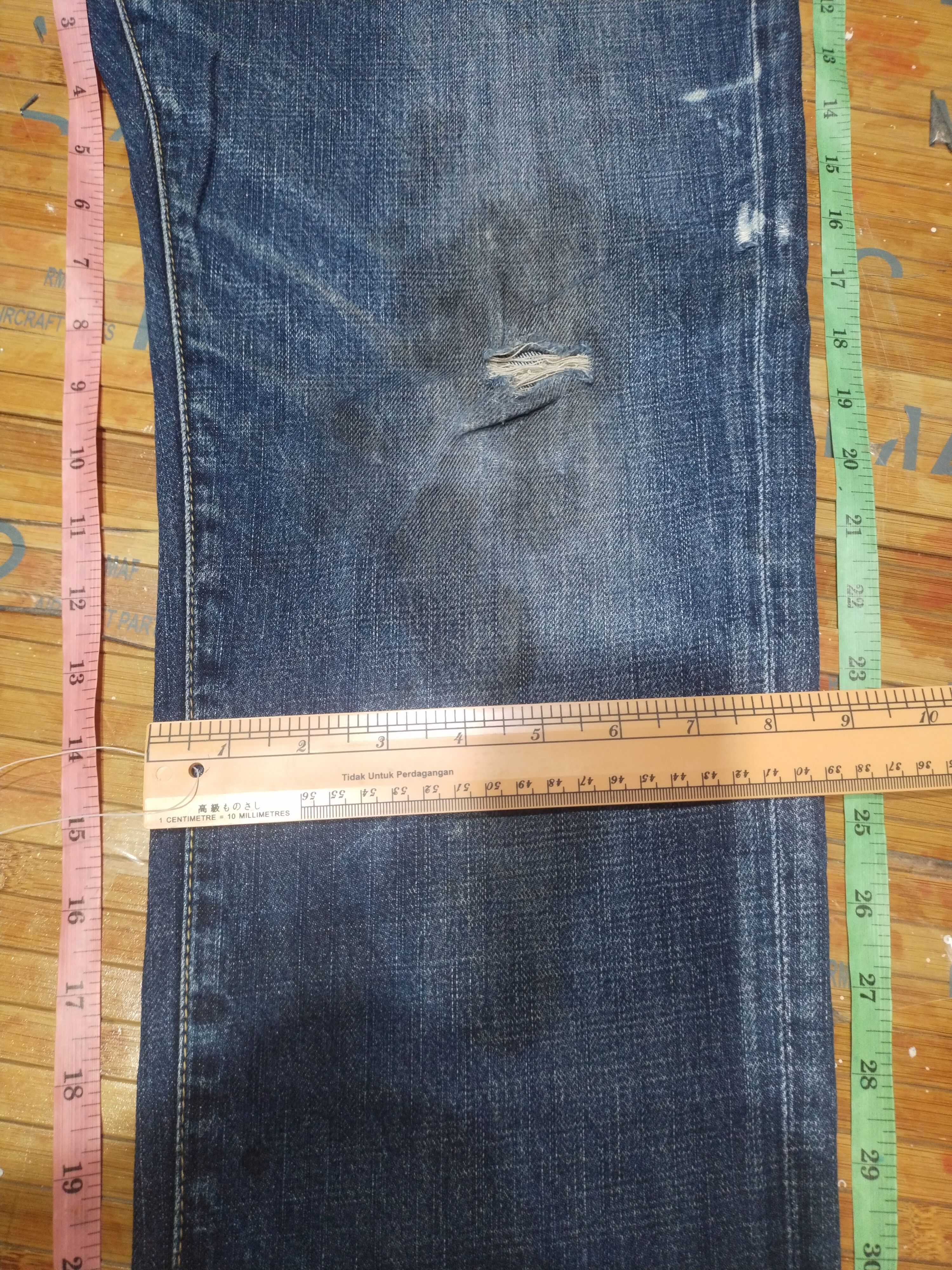 Dsquared2 × Vintage Dsquared Vintage " Distressed Drnim Sz 36" Size US 36 / EU 52 - 4 Thumbnail