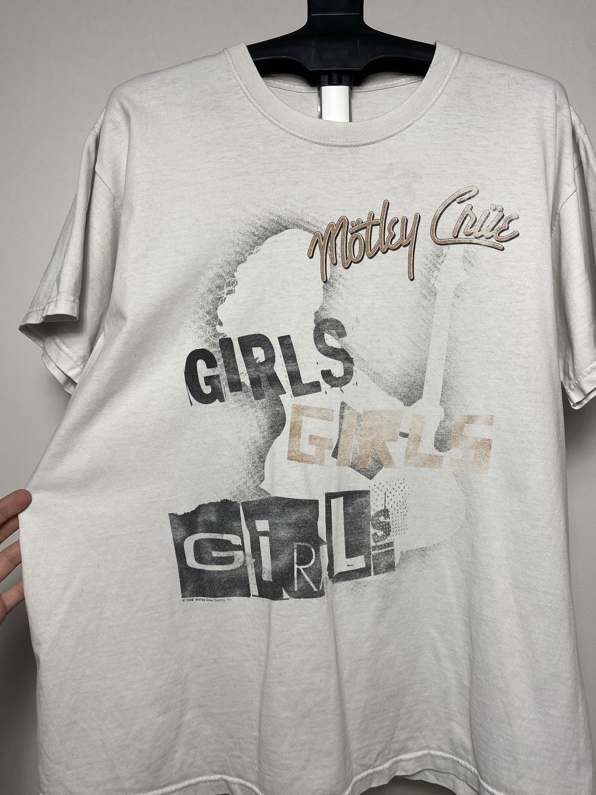Band Tees Vintage 2008 Motley Crue Girl Rock Band T-shirt Tee Size US XL / EU 56 / 4 - 3 Thumbnail