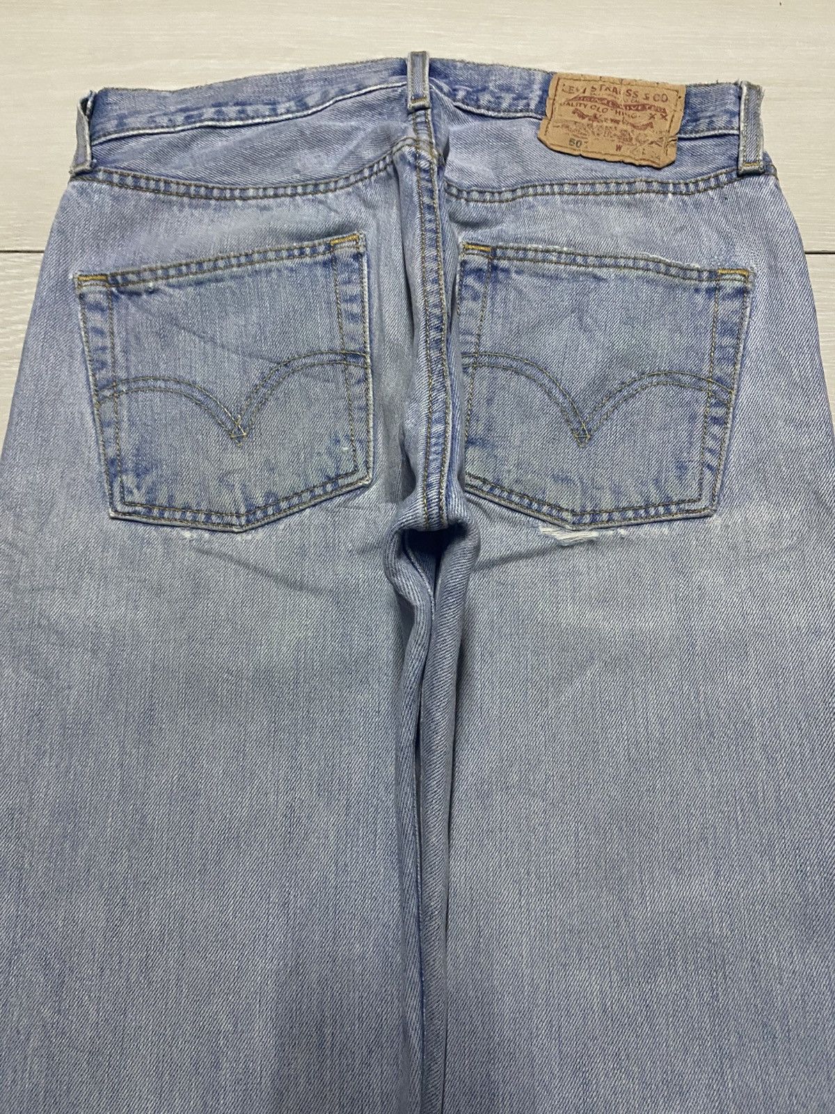 Levi's Vintage Levis 501 Blue Wash Distressed Loose Jeans Size US 30 / EU 46 - 4 Thumbnail