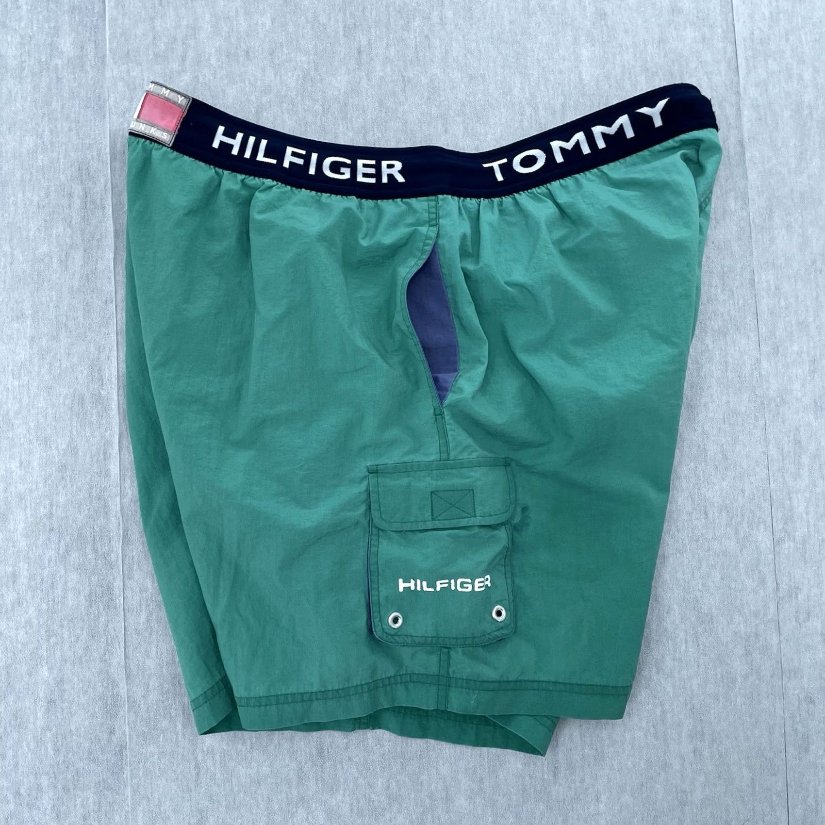 Tommy Hilfiger VINTAGE Tommy Hilfiger Swim Trunks Adult Large Green Board Cargo Pockets Size US 33 - 3 Thumbnail