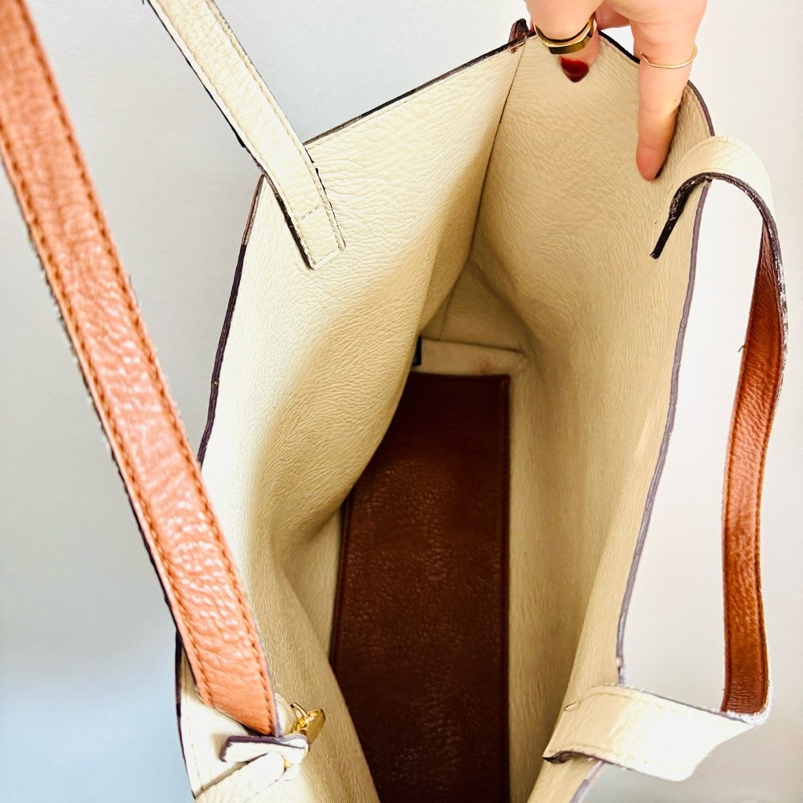 Anthropologie ANTHROPOLOGIE Brown Off White Zip Pouch Vegan Leather Purse Size ONE SIZE - 6 Thumbnail