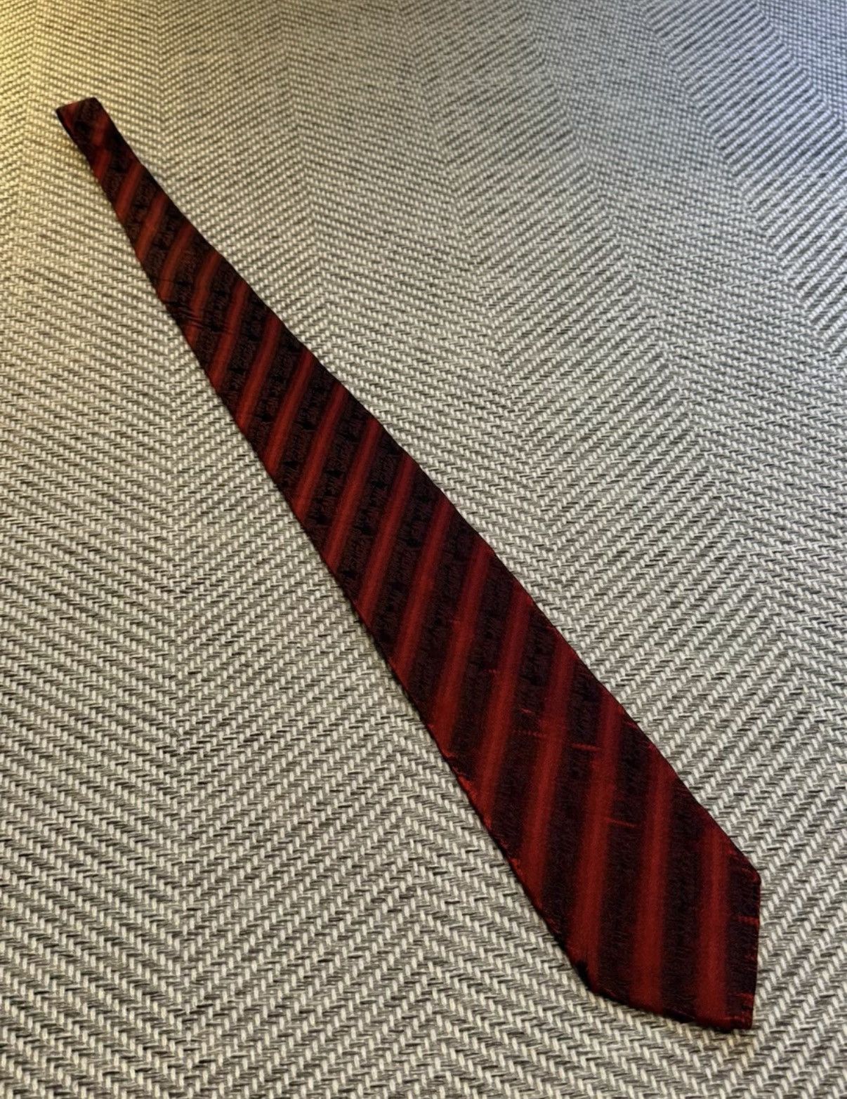 Jean Paul Gaultier Jean Paul Gaultier Wine Red Diagonal Stripe Logo Tie K24 Size ONE SIZE - 3 Thumbnail