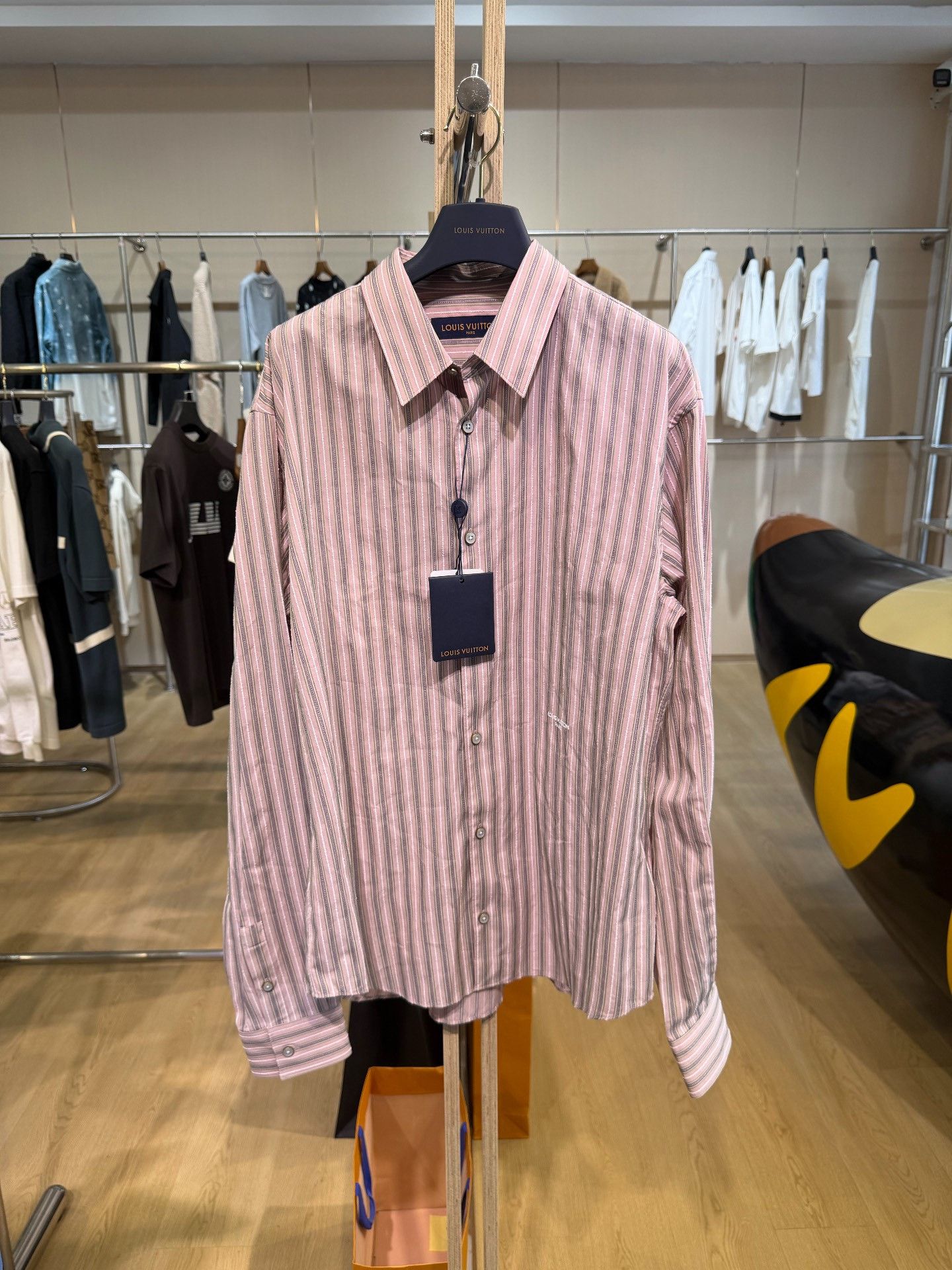 Louis Vuitton Louis Vuitton SS26 Striped Logo Embroidered Longsleeve Size US XL / EU 56 / 4 - 1 Thumbnail
