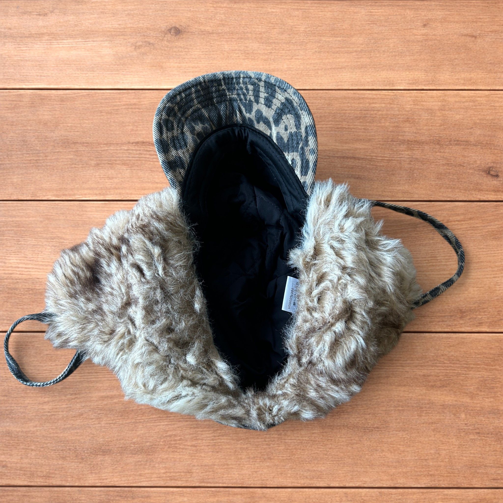 Japanese Brand Vintage style trapper Russian ear flap hat in leopard print. Size ONE SIZE - 7 Thumbnail