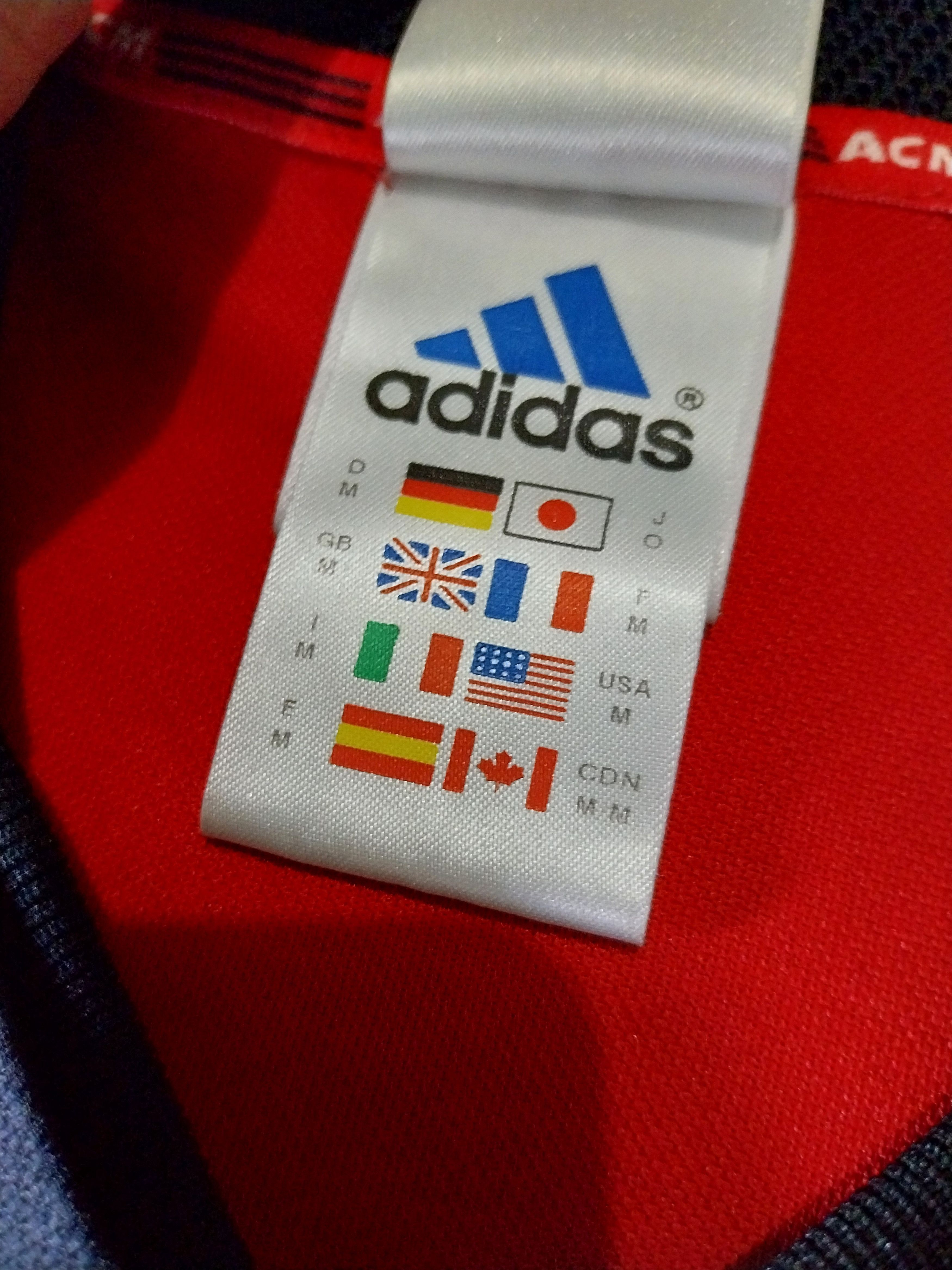 Adidas Ac milan 3rd 2001/2002 inzaghi jersey football rare 🔥🔥 Size US M / EU 48-50 / 2 - 5 Thumbnail