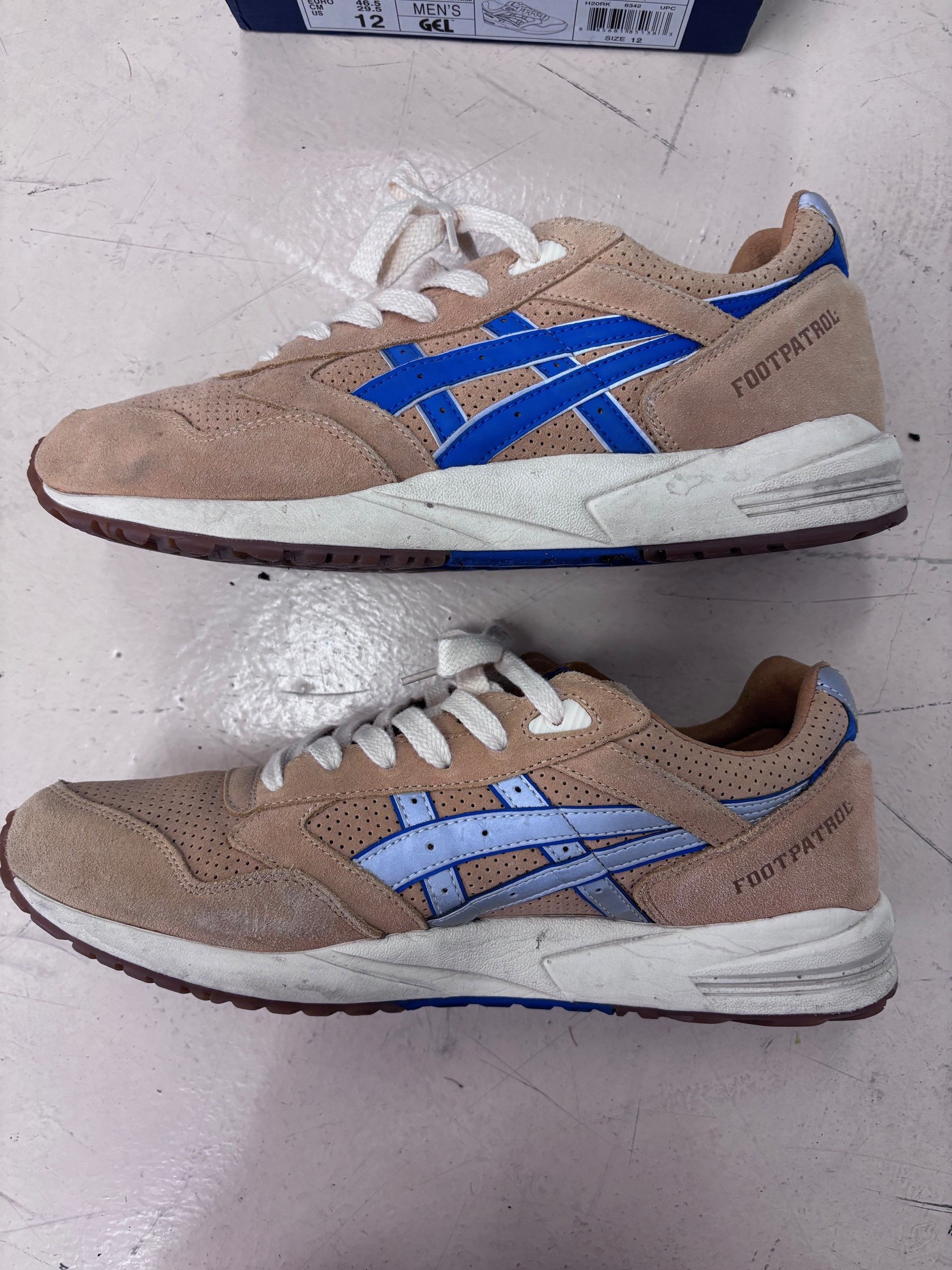 Asics × Footpatrol Asics x Footpatrol Gel-Saga Size US 12 / EU 45 - 5 Thumbnail