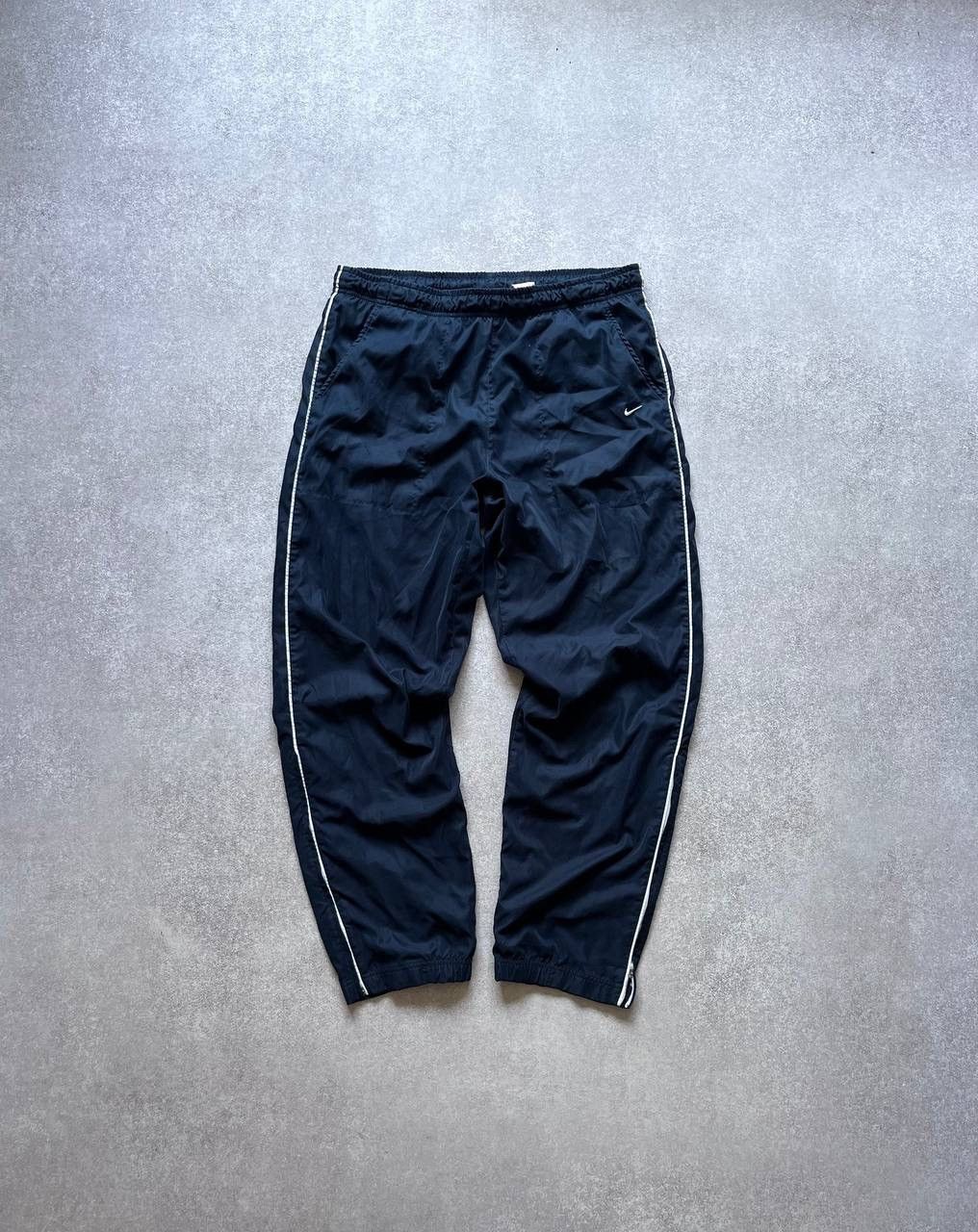 Nike × Vintage Vintage Nike Swoosh Baggy Nylon Track Pants Y2K M Size US 32 / EU 48 - 1 Thumbnail