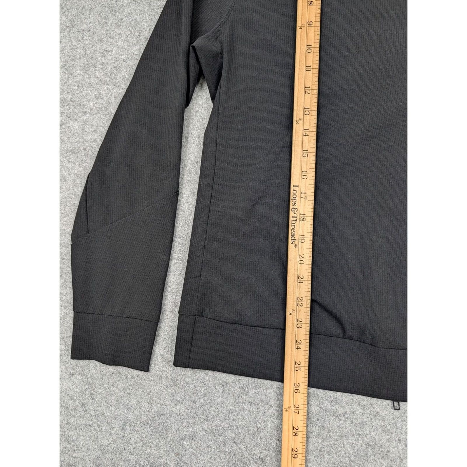 Lululemon Lululemon Jacket Mens M Black Track Full Zip Stretch Pockets Running Gym Size US M / EU 48-50 / 2 - 7 Thumbnail