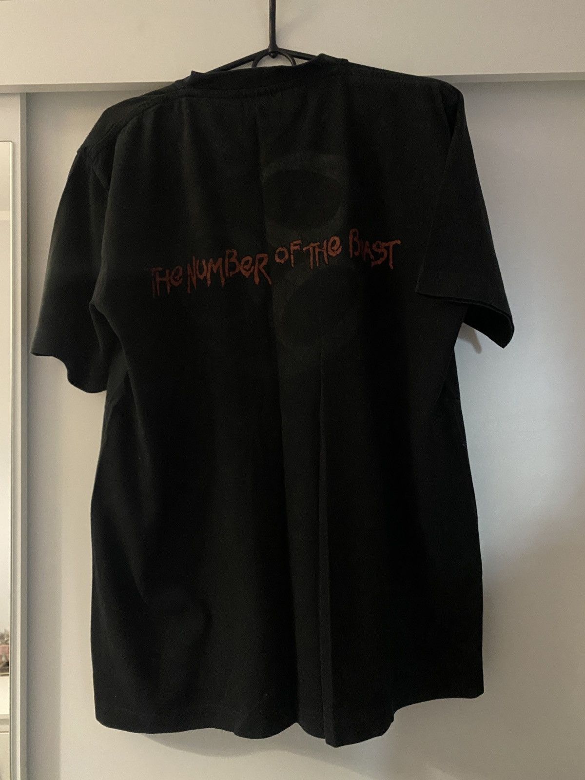 Iron Maiden Iron maiden vintage the number of beast tee 00s Size US L / EU 52-54 / 3 - 4 Thumbnail