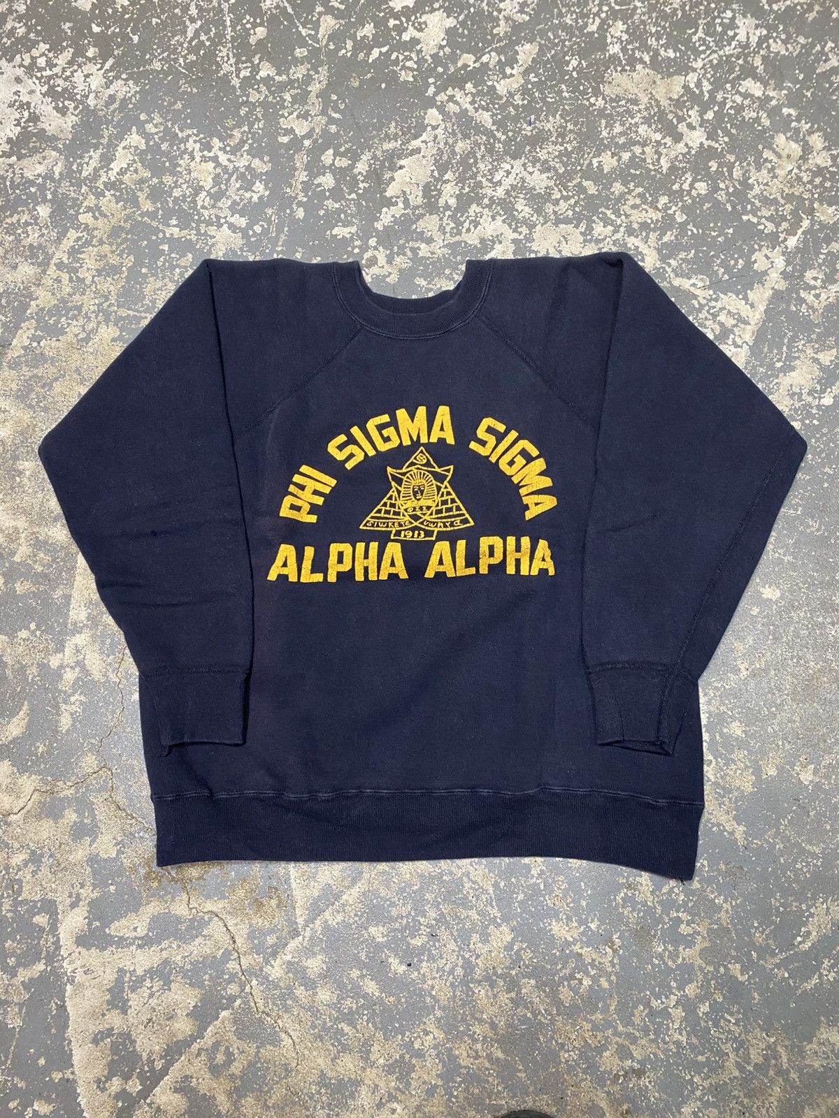 Champion × Vintage True Vintage 50s/60s Phi Sigma Sigma Alpha Alpha Crewneck Size US S / EU 44-46 / 1 - 1 Thumbnail