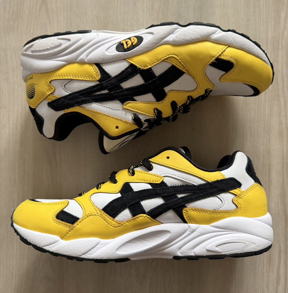Asics ASICS Gel Diablo White Tai-Chi Yellow Men’s Sz 8 Size US 8 / EU 41 - 2 Thumbnail