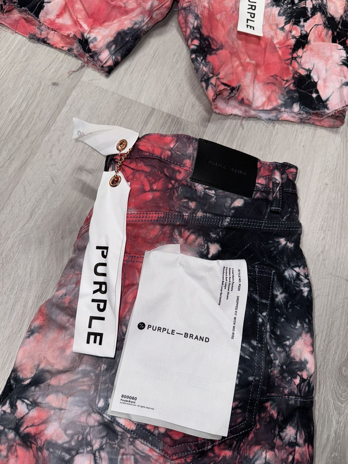 Purple Brand Purple Red Bleach Denim Shorts Size US 32 / EU 48 - 2 Thumbnail
