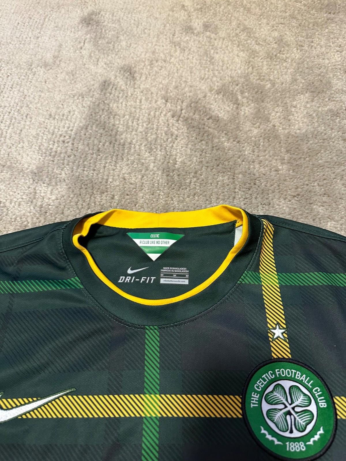 Nike CELTIC 2014 2015 AWAY FOOTBAL SHIRT SOCCER JERSEY NIKE M Size US M / EU 48-50 / 2 - 4 Thumbnail