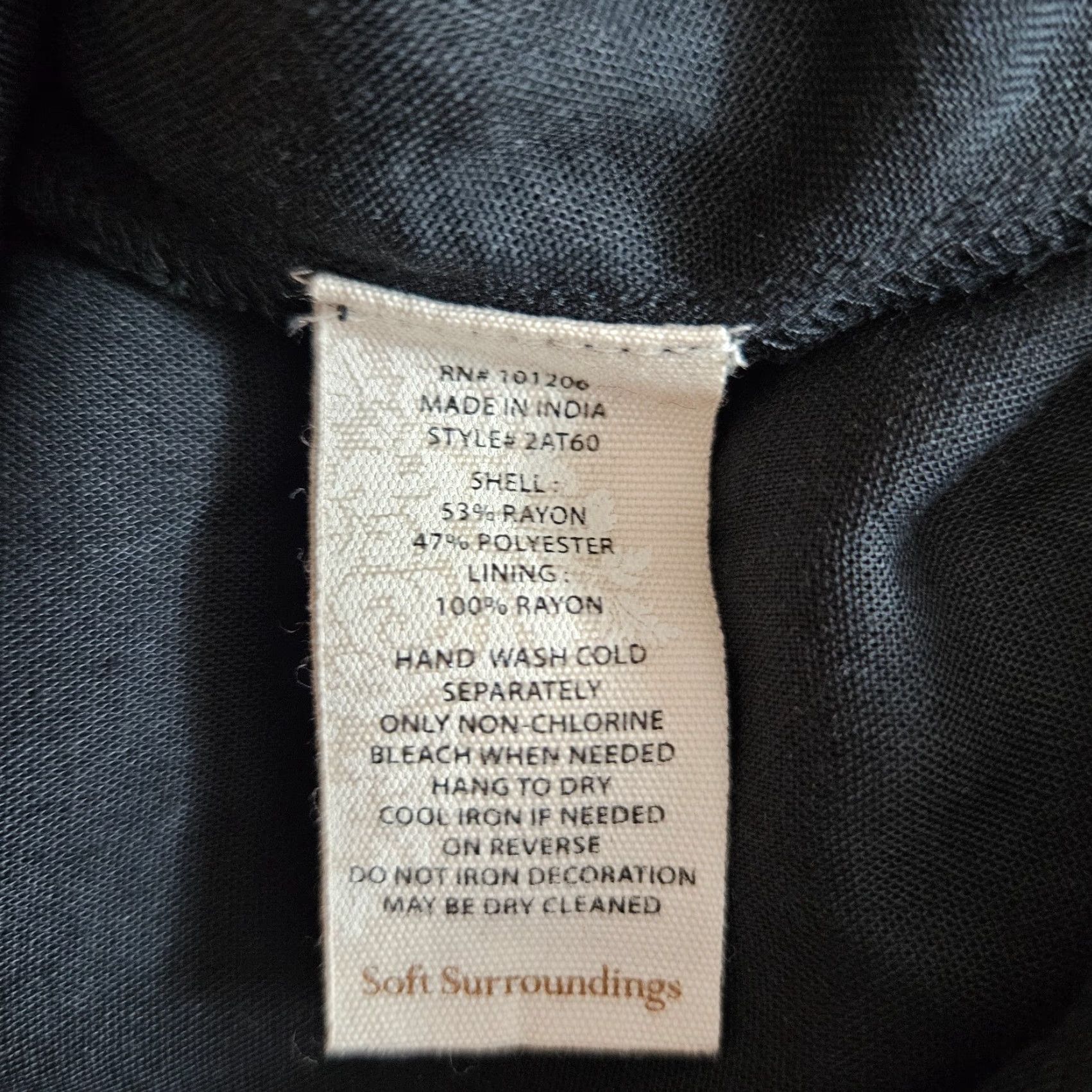 Soft Surroundings Soft Surroundings Blouse Shirt Womens Medium Black Velvet Calm Swiss Dot Long Sleeve 27" 20.5" 22.5" Modern Size M / US 6-8 / IT 42-44 - 4 Thumbnail