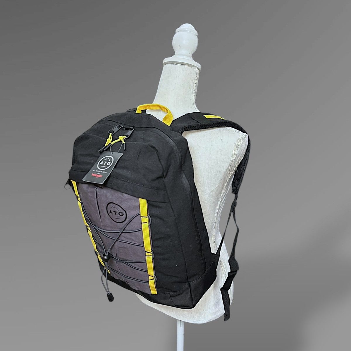 Wrangler Wrangler Men Women Pinnacle Black Yllw Backpack 18”x13”x3.5” Size ONE SIZE - 7 Thumbnail