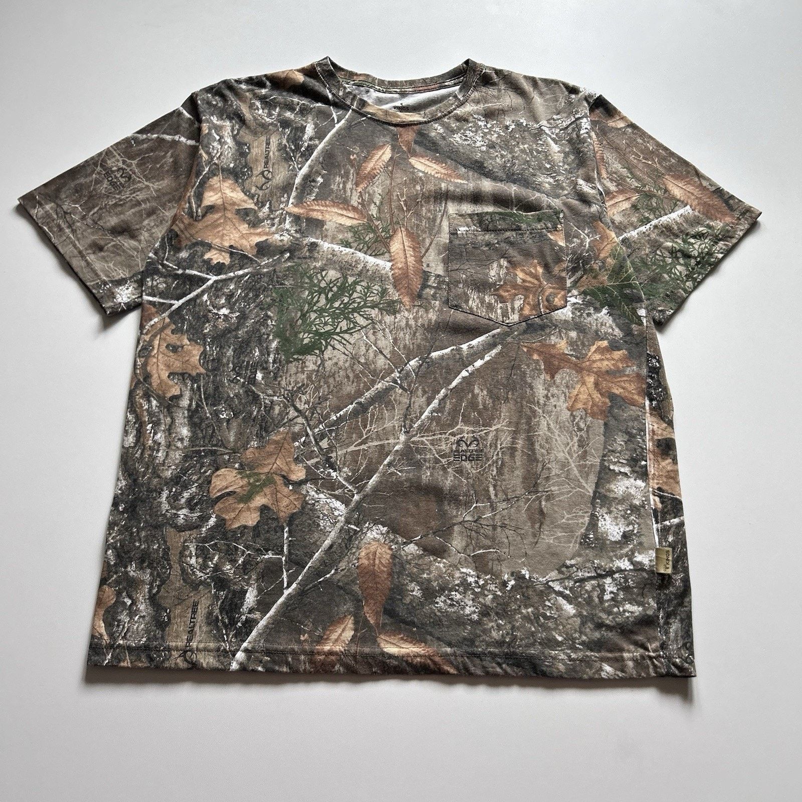 Realtree Vintage Y2K Real Tree Camo T Shirt XL Hunting Camouflage Size US XL / EU 56 / 4 - 1 Thumbnail