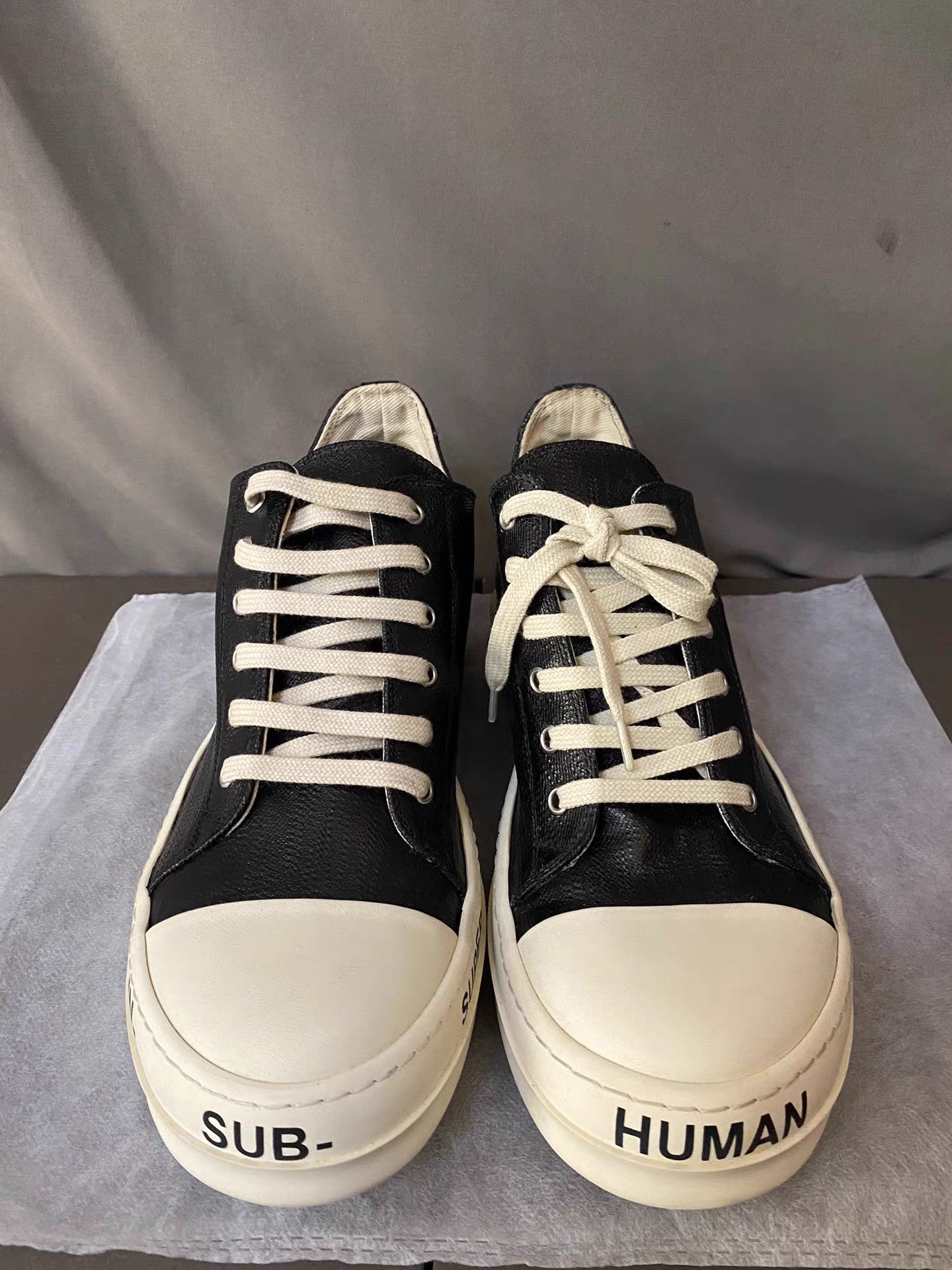 Rick Owens Brand New Rick Owens DRKSHDW Waxed Low Top with Toe Logo Size US 8 / EU 41 - 3 Thumbnail