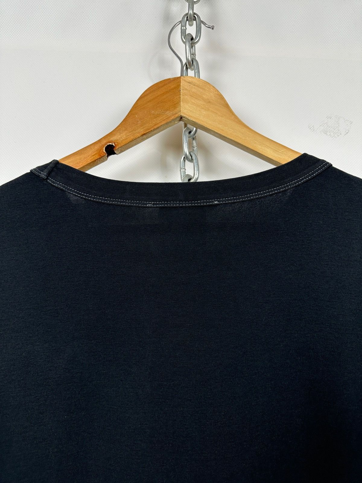 Helmut Lang Helmut Lang Logo Patch Black T-Shirt Size US L / EU 52-54 / 3 - 17 Thumbnail