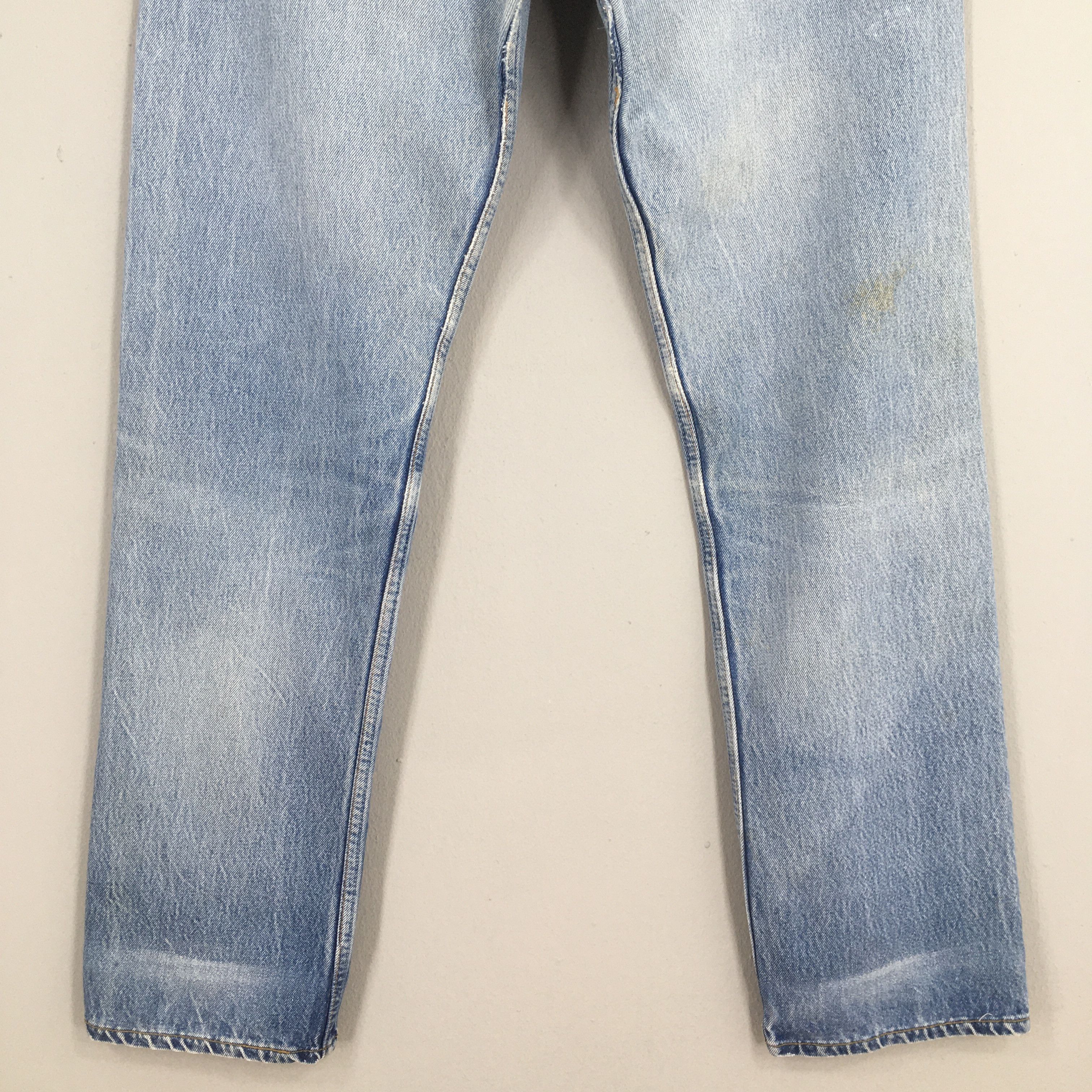 Size 32x32 Vintage 1990s Levi's 501 Faded Blue Jeans