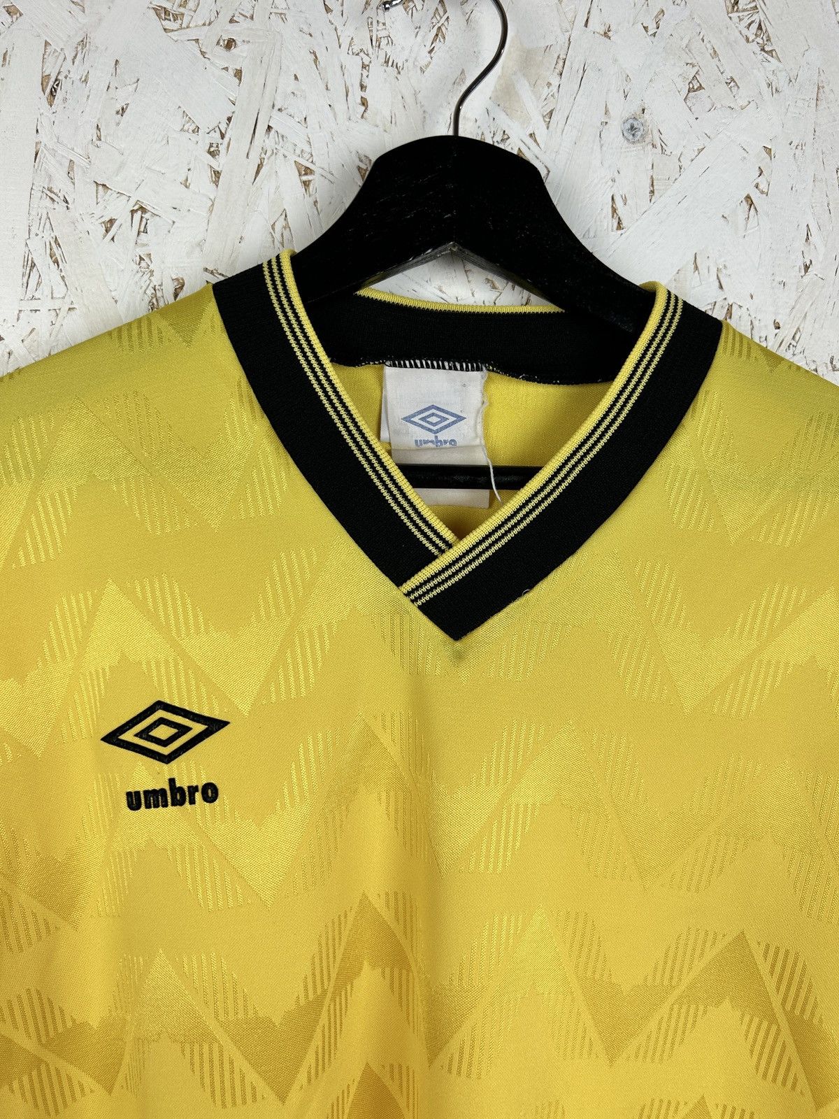 Umbro 90s Umbro Template Long Sleeve Soccer Football Jersey ~L Size US L / EU 52-54 / 3 - 2 Thumbnail