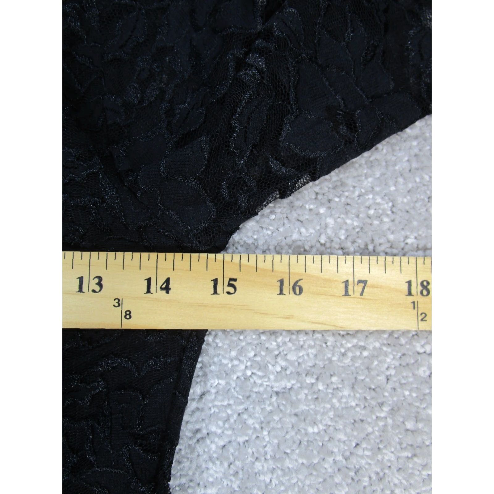Banana Republic VINTAGE Banana Republic Blouse Shirt Womens XS Long Sleeve Black Embroidered Nylon Top 90s Womens Size XS / US 0-2 / IT 36-38 - 6 Thumbnail