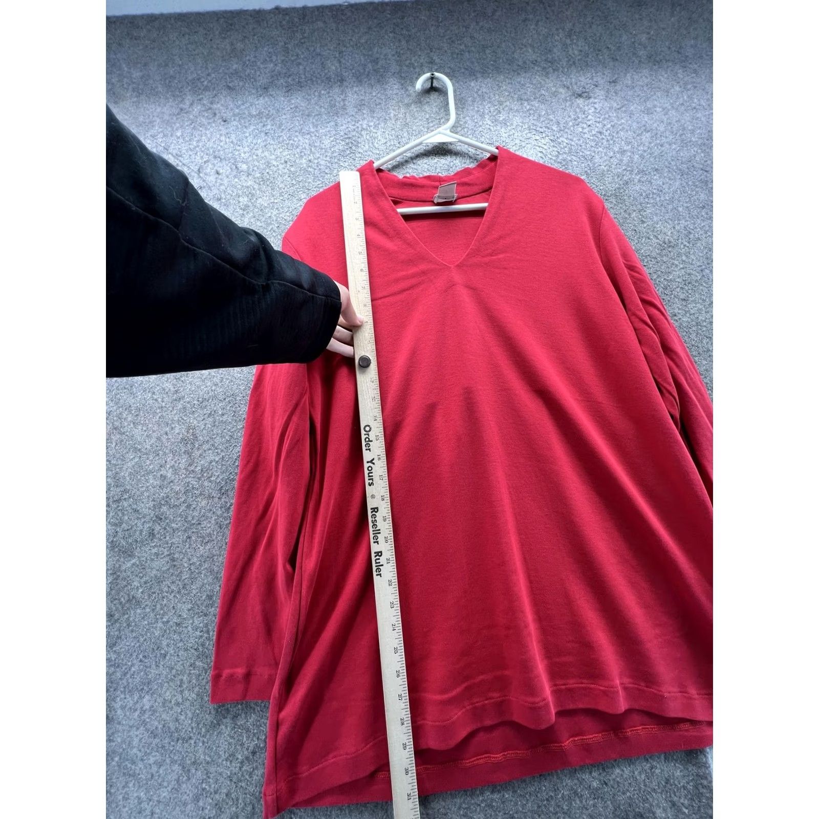 Vintage Chico's Shirt Womens L Red V-Neck Long Sleeve Jersey Top Relaxed Fit Size L / US 10 / IT 46 - 3 Thumbnail