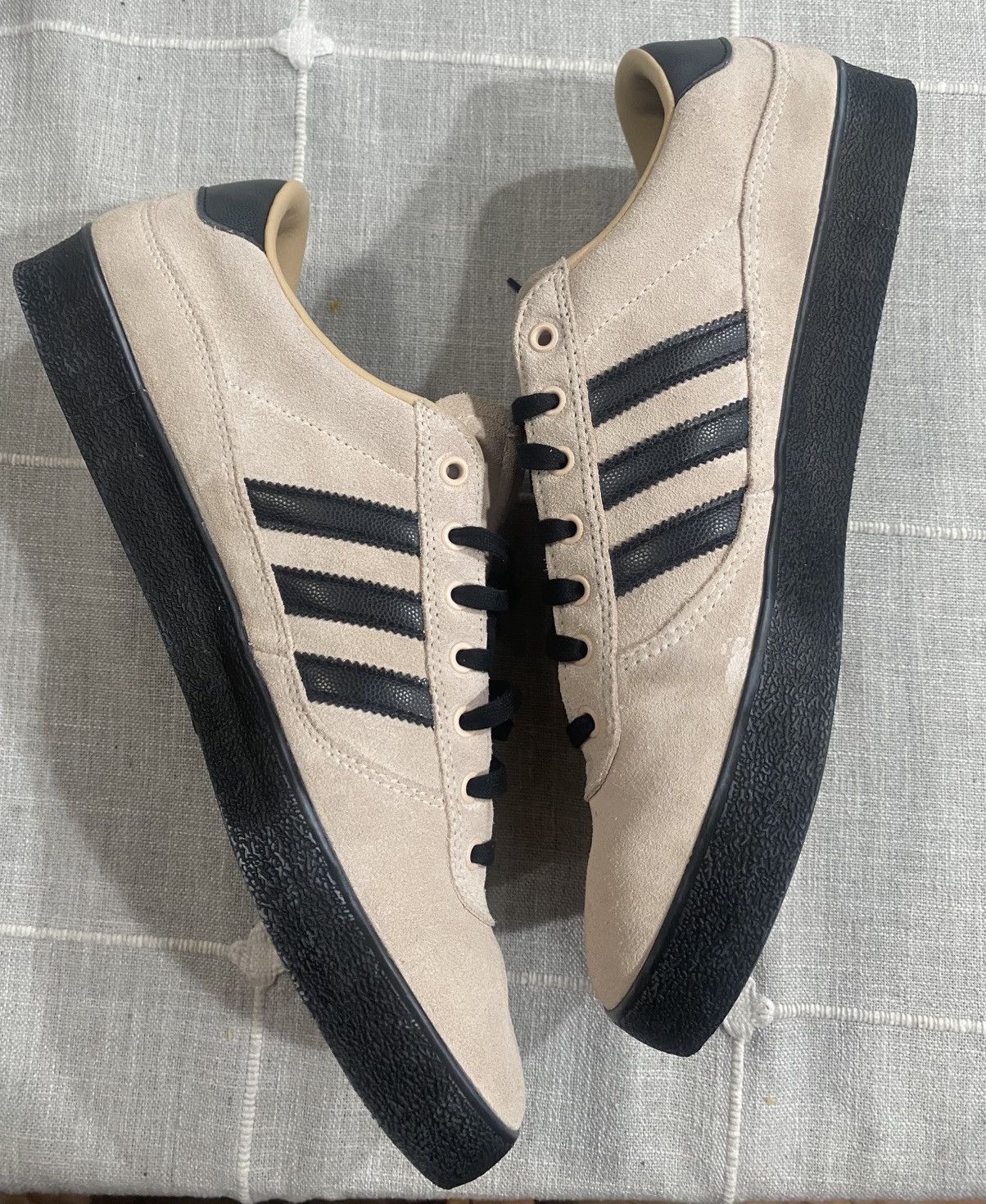 Adidas Adidas Puig Indoor Shoes 'Wonder Quartz/Black' - IF4628 Size US 13 / EU 46 - 3 Thumbnail
