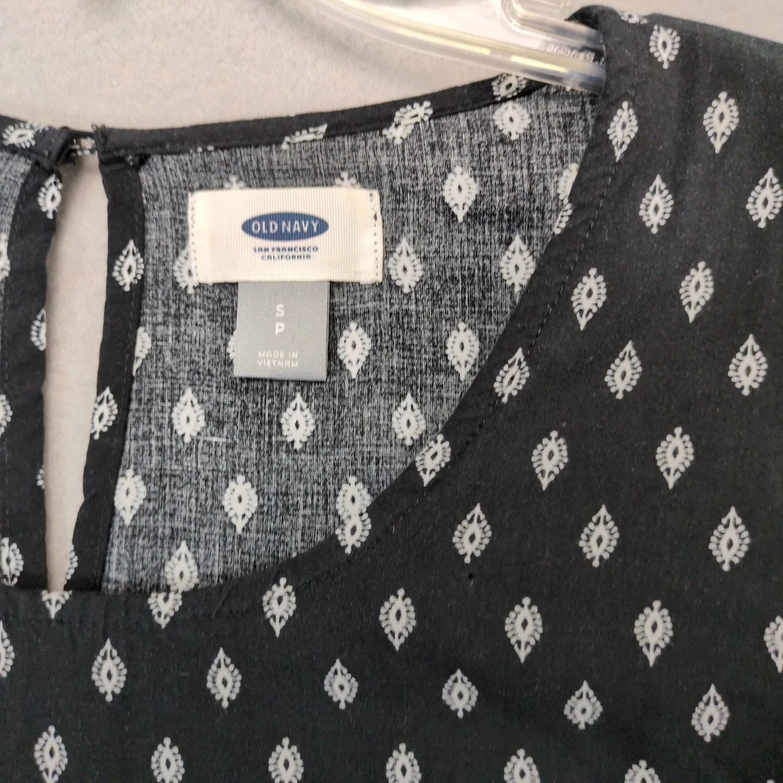 Old Navy Old Navy Black White Design Mini Dress Sz S Pleated Waist Size S / US 4 / IT 40 - 3 Thumbnail