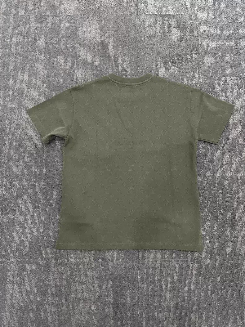 Louis Vuitton Louis Vuitton Green short-sleeved T-shirt Size US S / EU 44-46 / 1 - 2 Thumbnail
