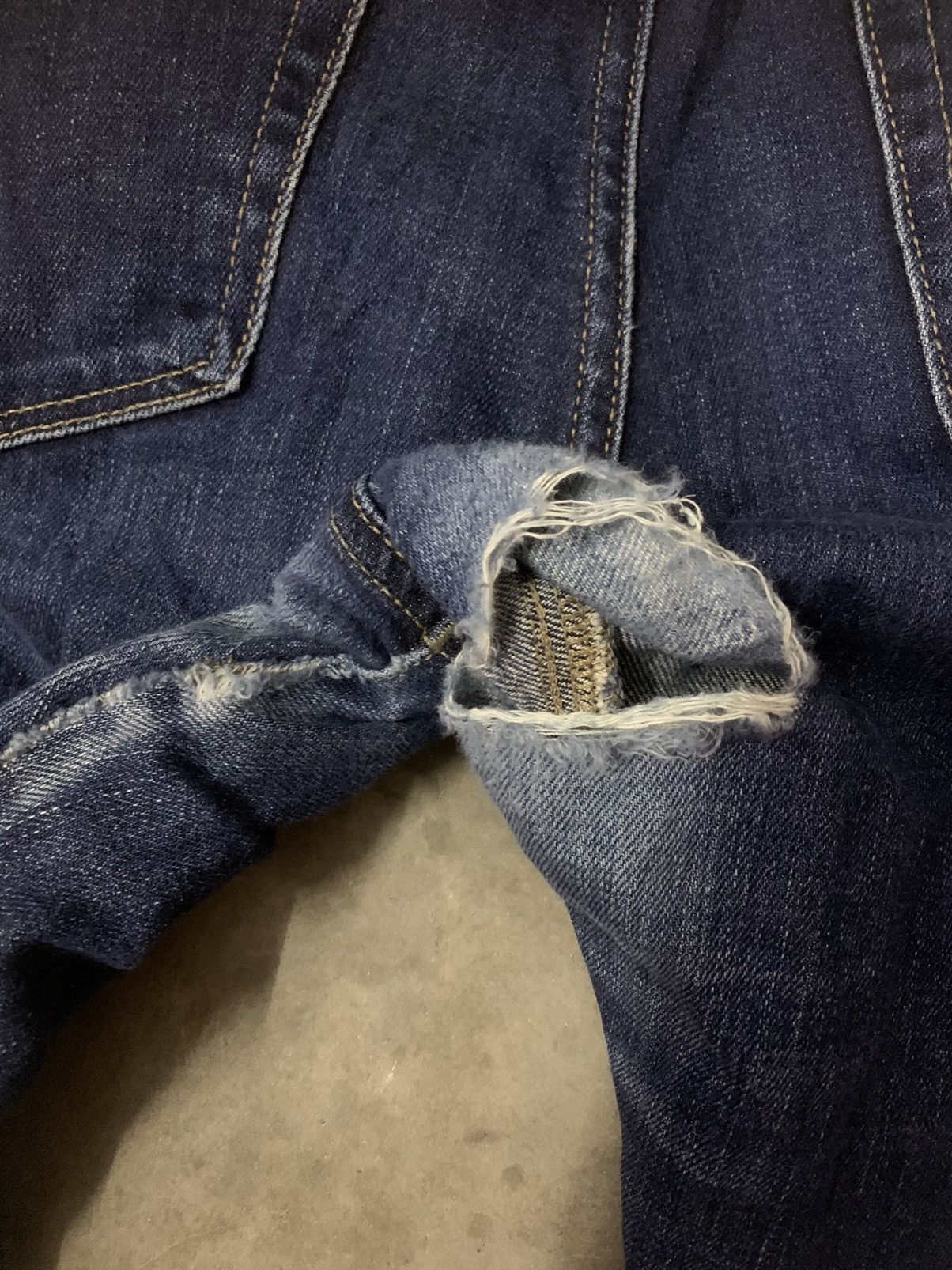 Japanese Brand Uniqlo Selvedge Straight Cutting Flare Denim Jeans Size US 34 / EU 50 - 11 Thumbnail